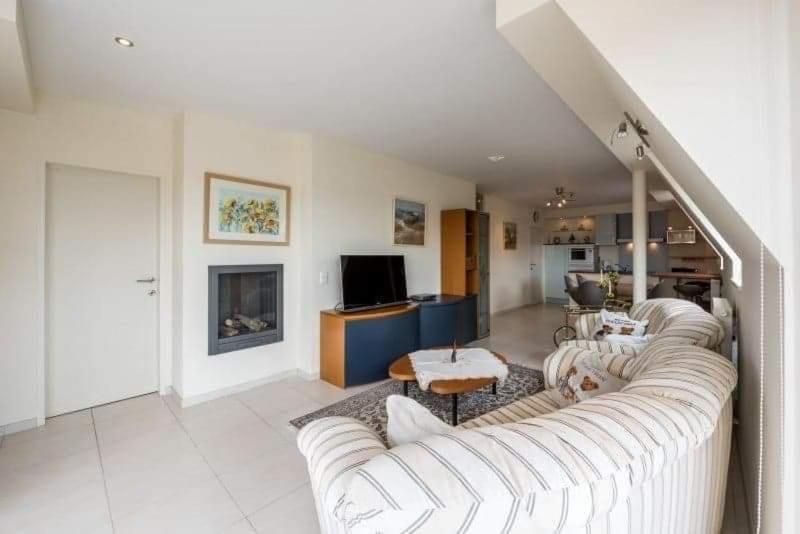 penthouse saint idesbald