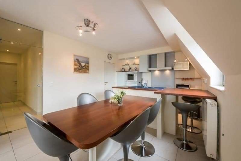 penthouse saint idesbald