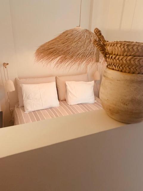 Logie Marie with hottub in the garden