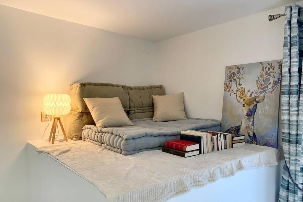 INSTANT FLEURY: maison de caractère, jardin secret