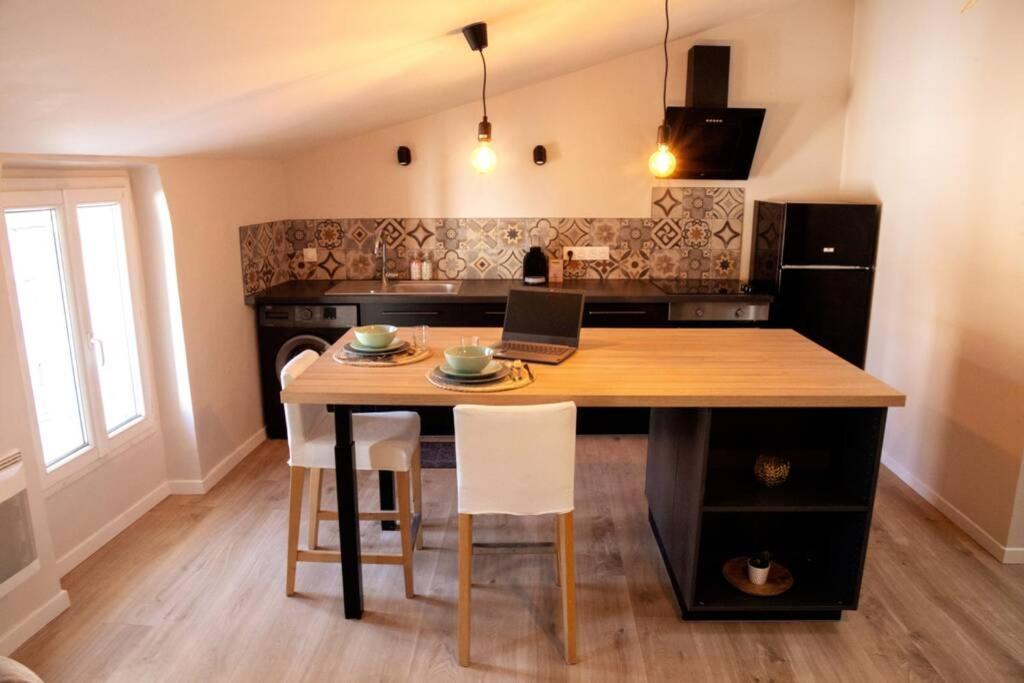 T2 au calme , Centre Historique , Entrée Autonome