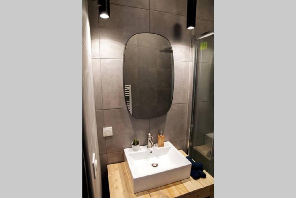 T2 au calme , Centre Historique , Entrée Autonome