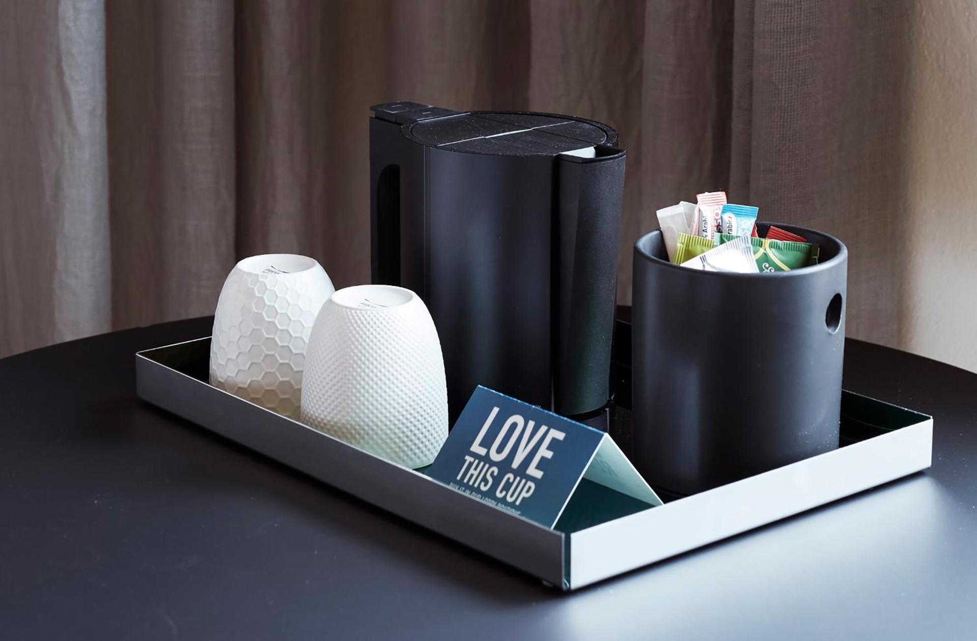 Coffee/tea facilities