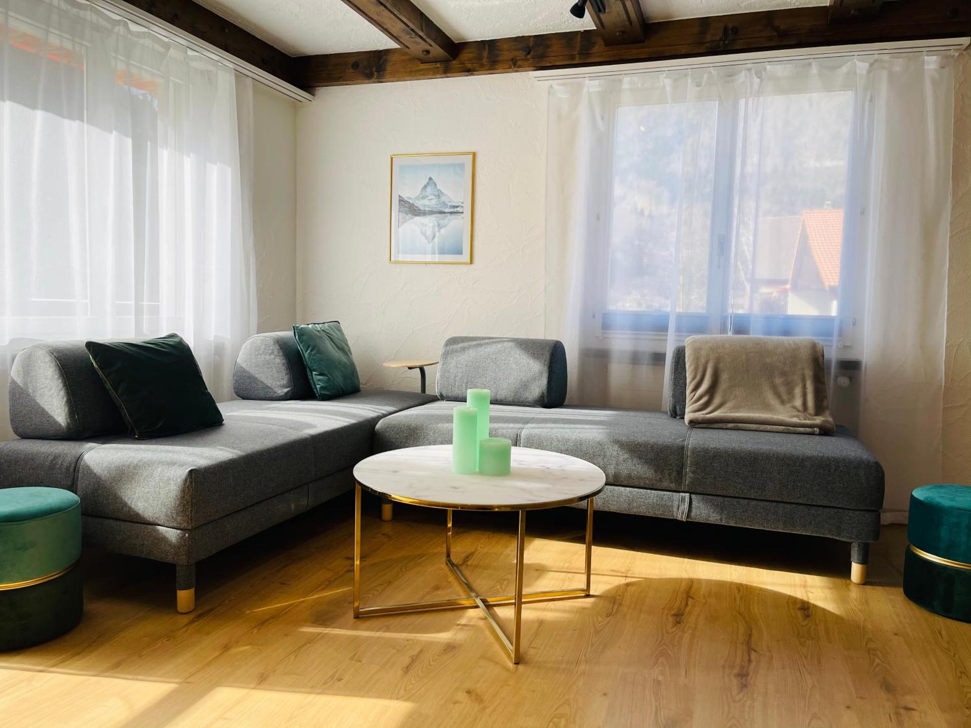 S&P Mountain View Apartment 1