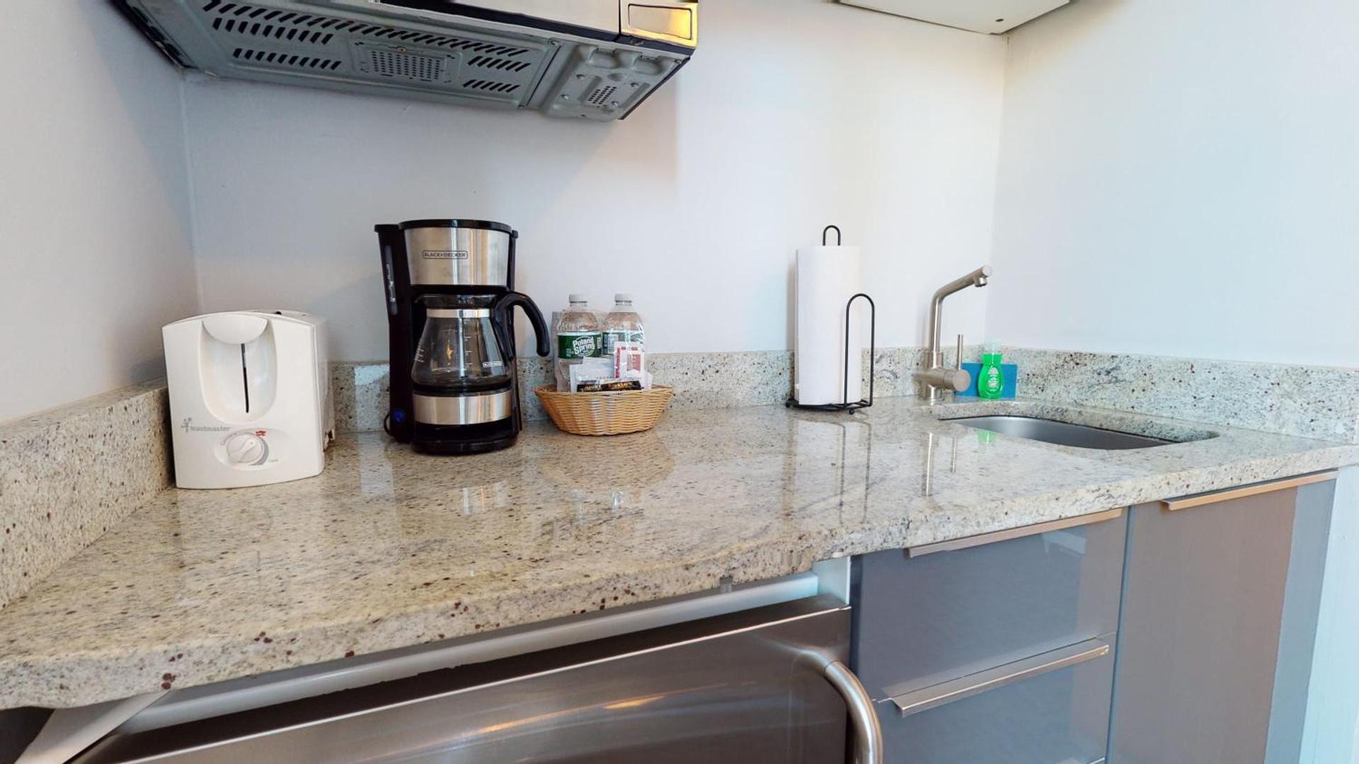 South End Studio, Ideal for Boston Travelers #23