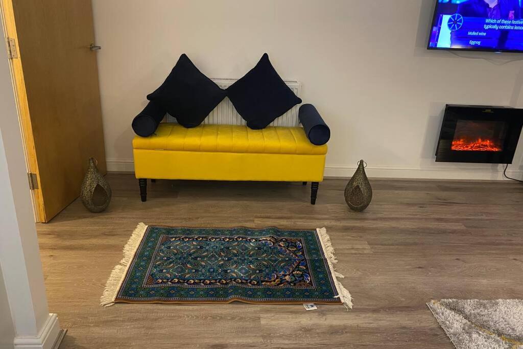 Luxury Modern 2Bed Seafront Apartment in Rhos on Sea