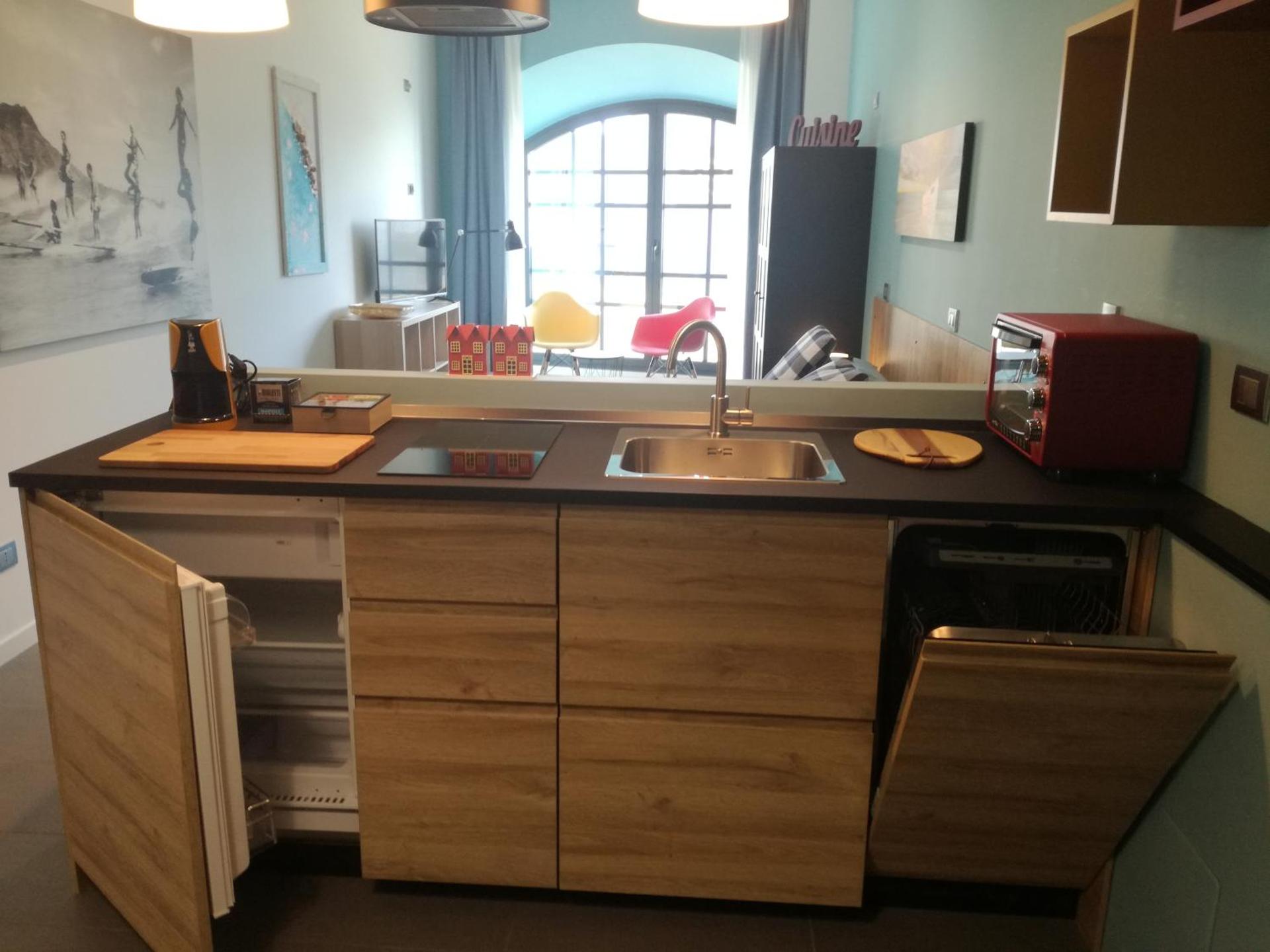 Kitchen or kitchenette