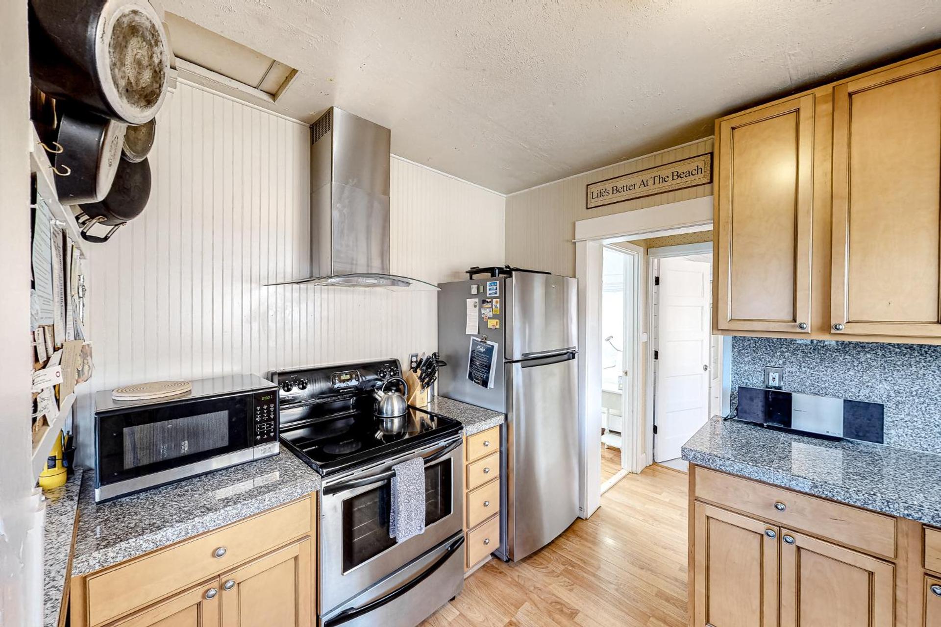 Cottage by the Sea (MCA #1213)