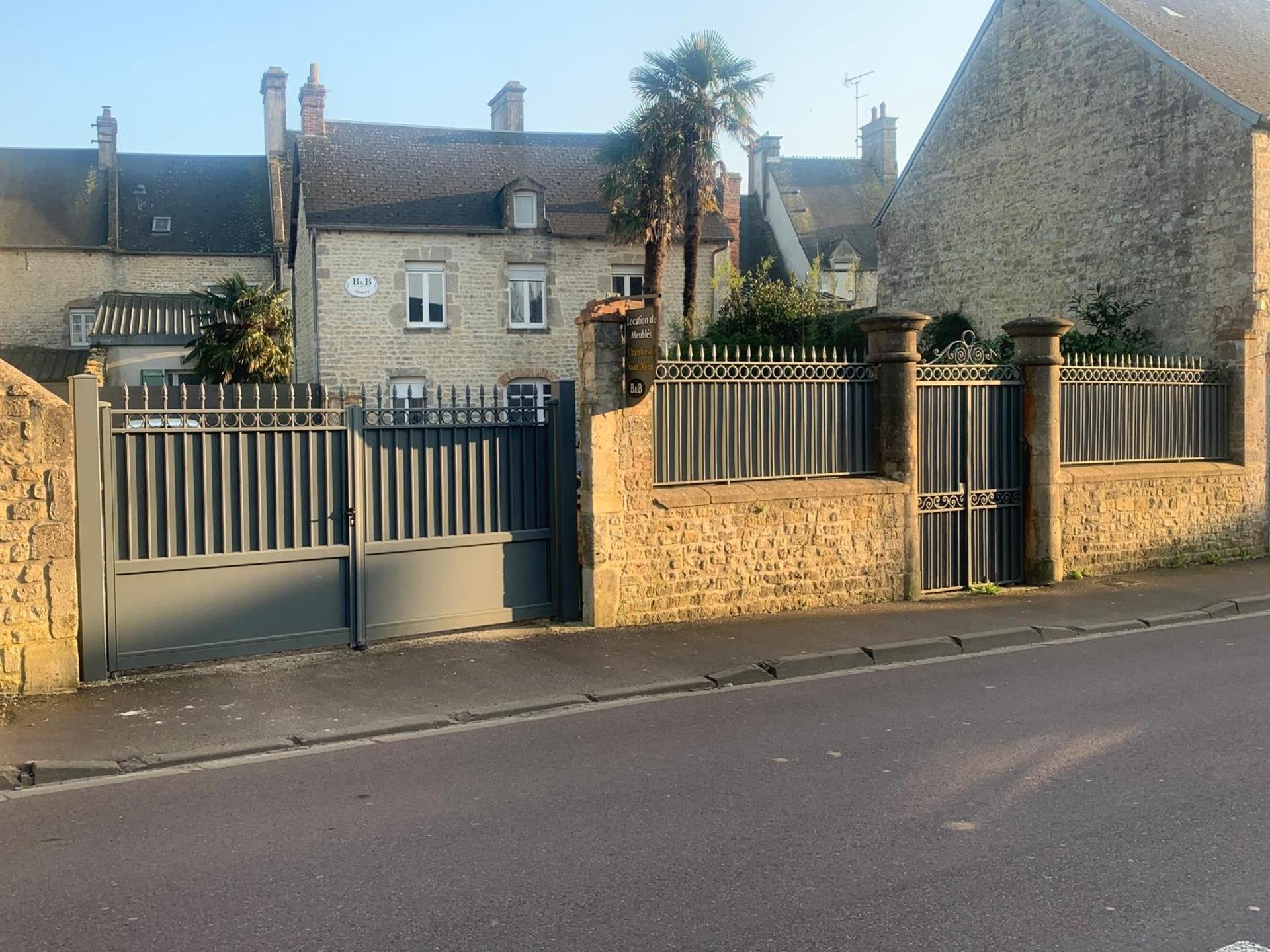 Gîte centre ville avec cour