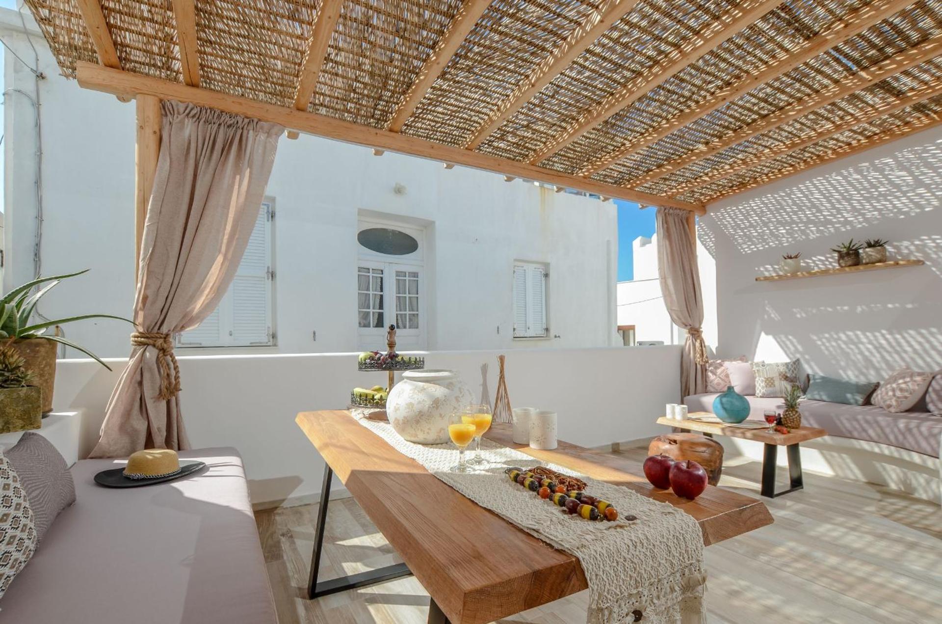 Aegean White Home