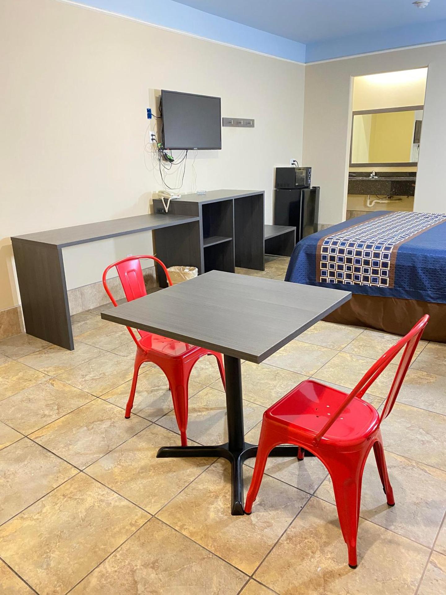 Texas Inn & Suites McAllen at La Plaza Mall and Airport