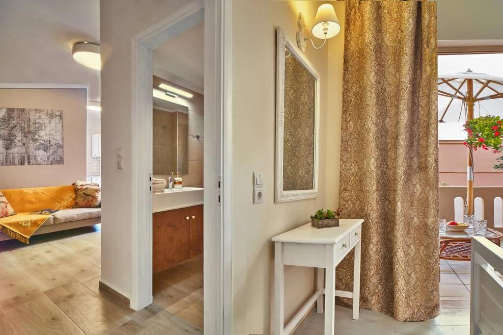 Natasha's Luxury apartment by the sea