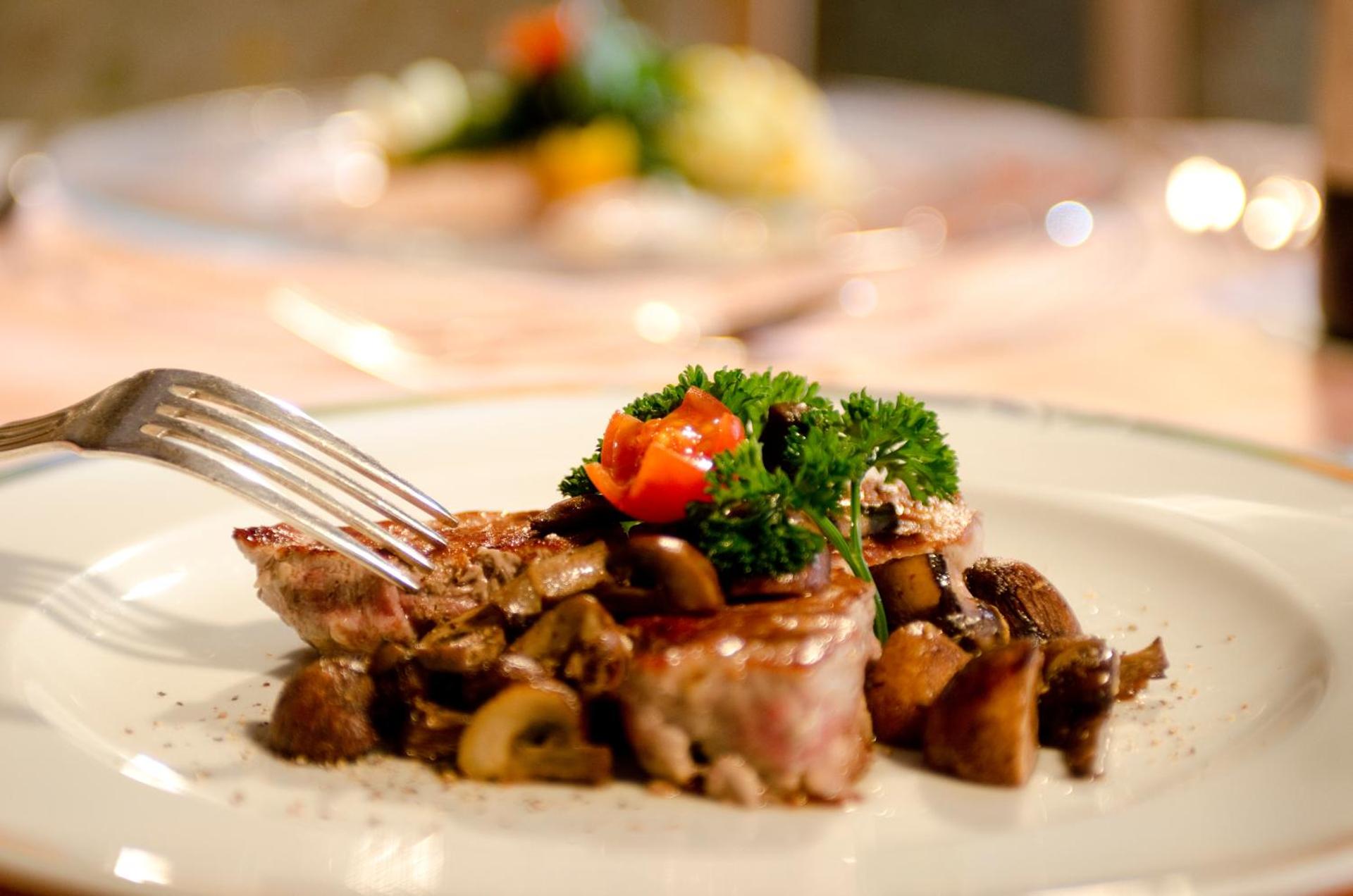 Restaurant/places to eat