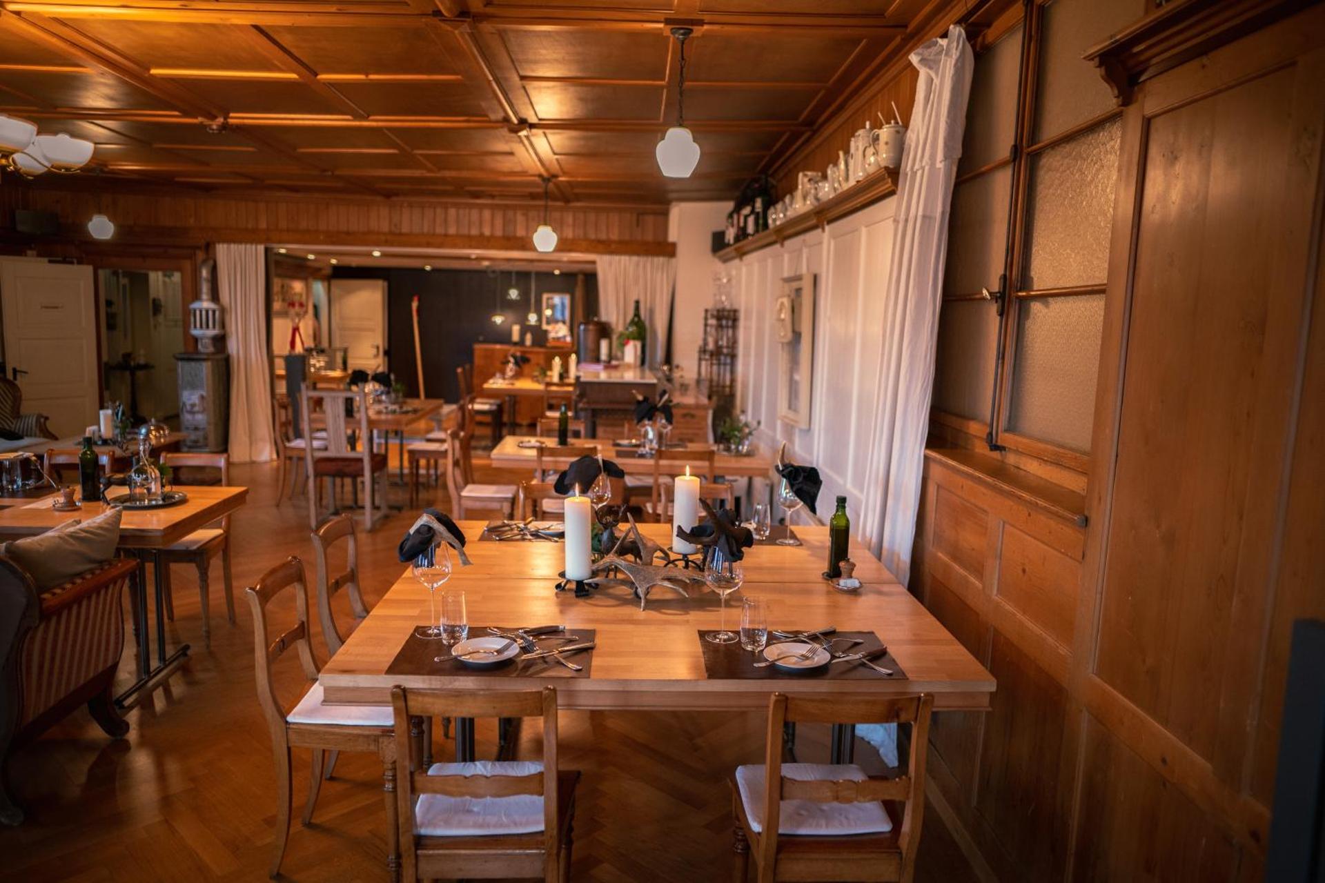 Restaurant/places to eat