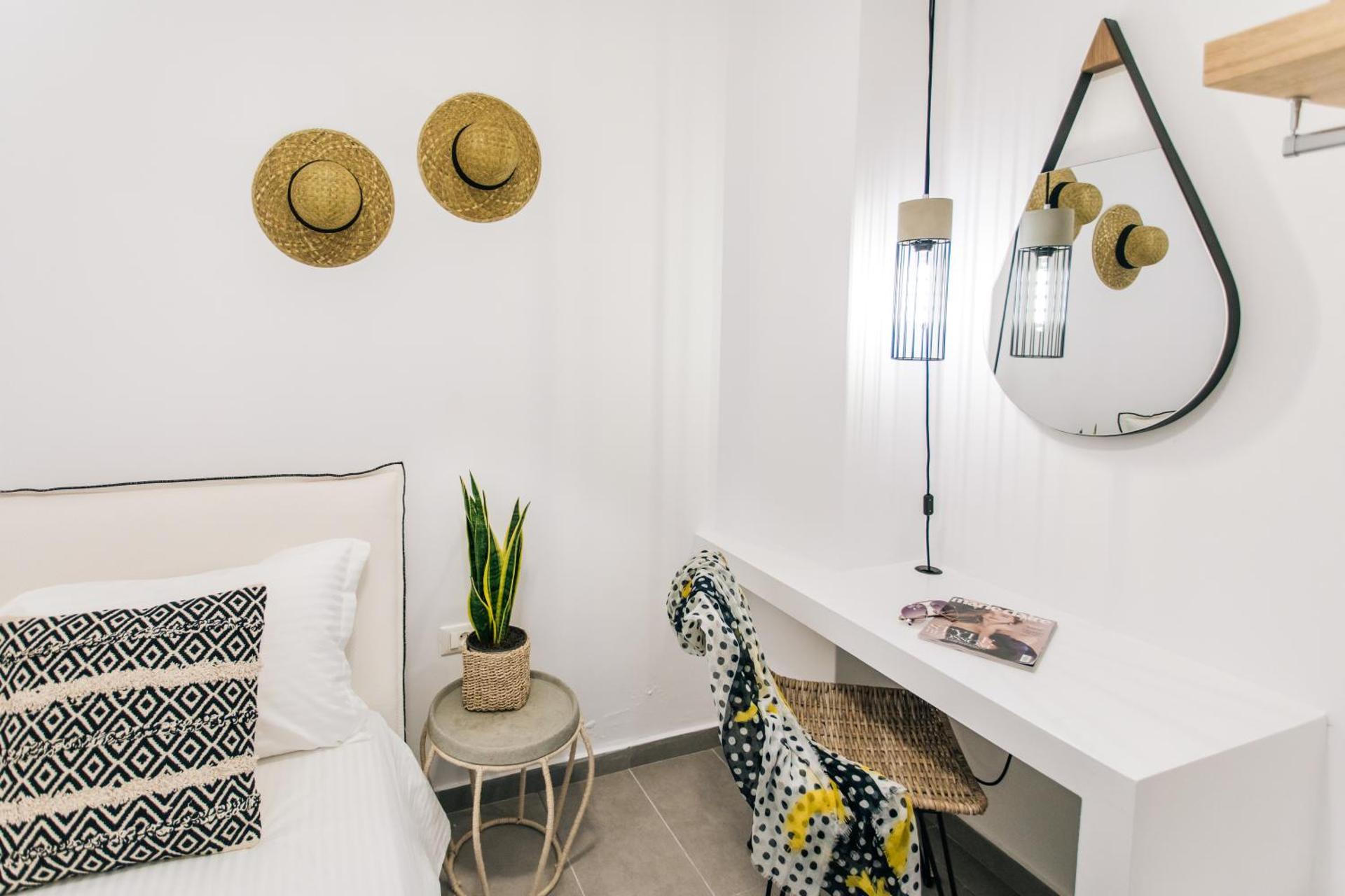 Amer Villa Santorini with outdoor hot tub