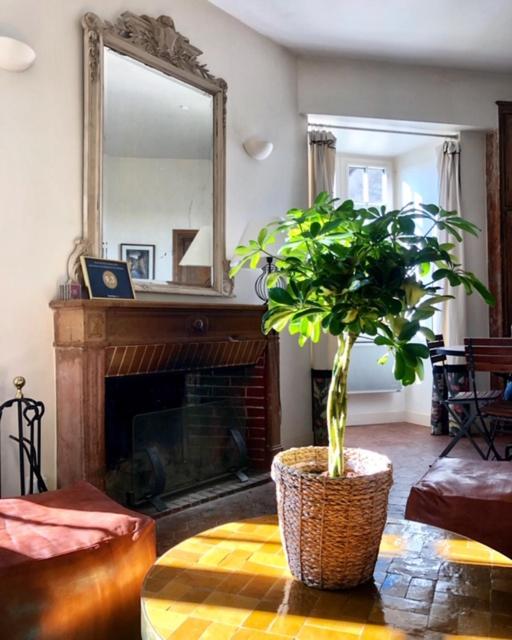 Coté-Serein La Privilège de la Tour Madame