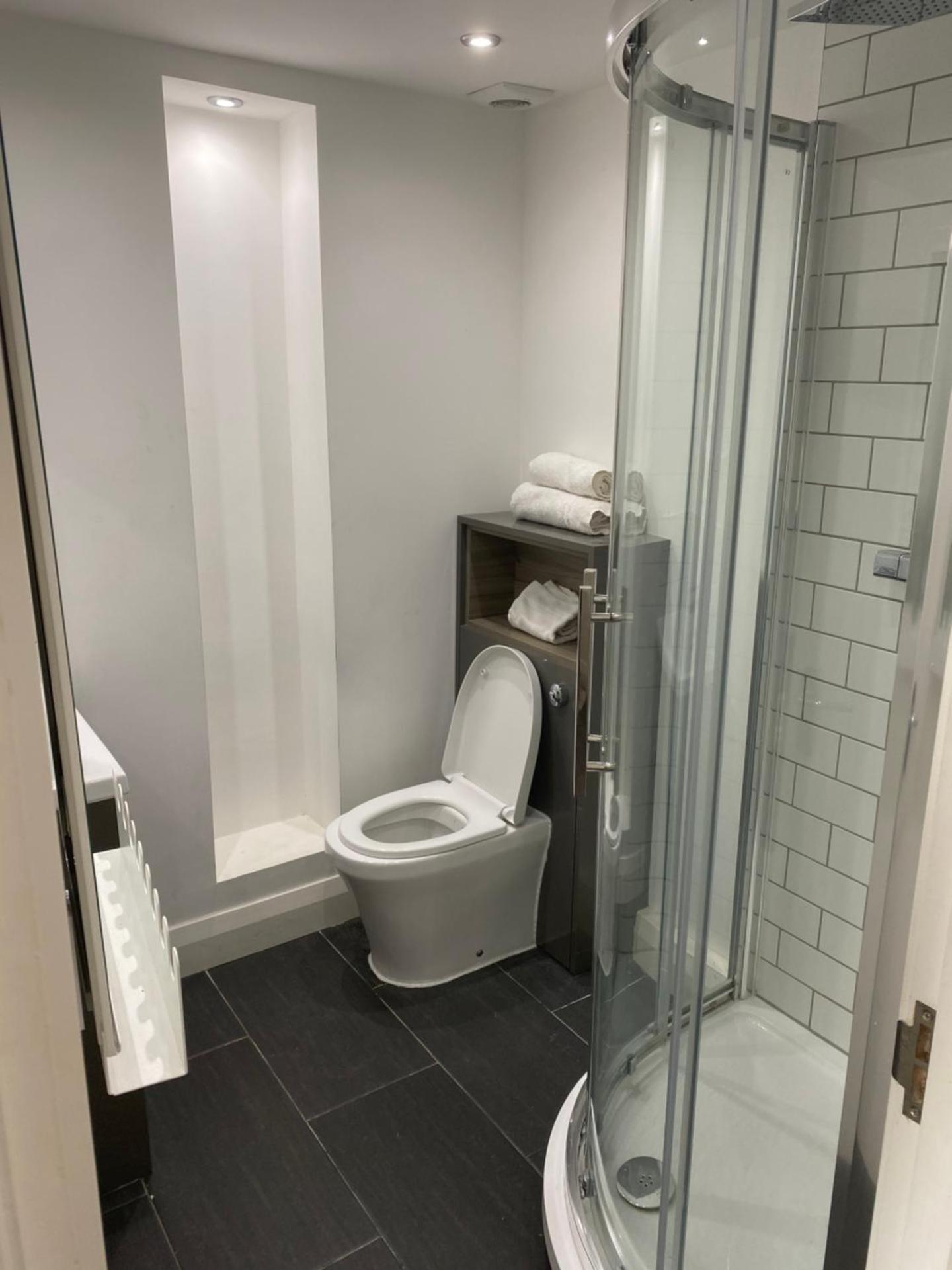 Double or Twin Room with Bathroom