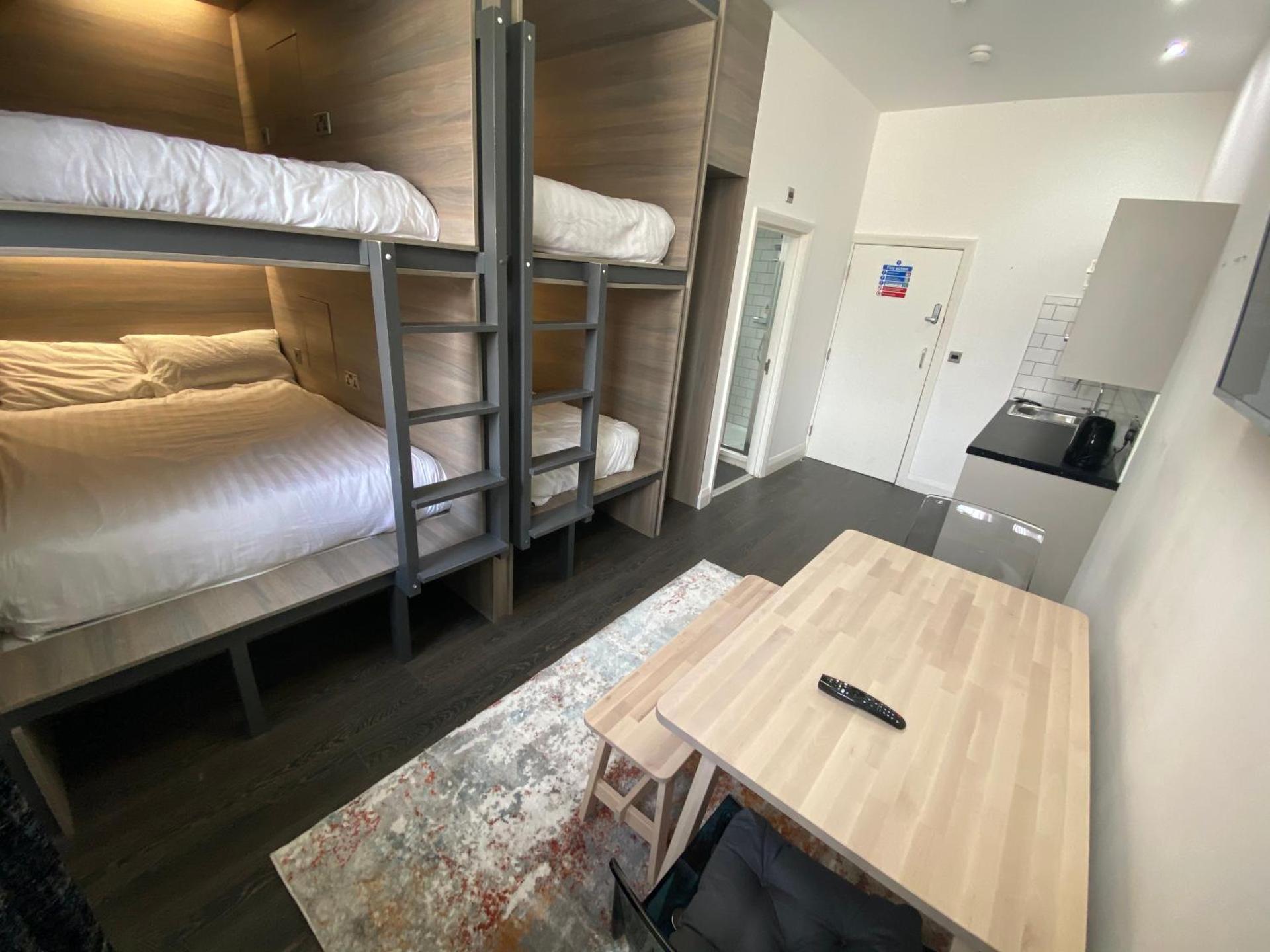 Double or Twin Room with Bathroom