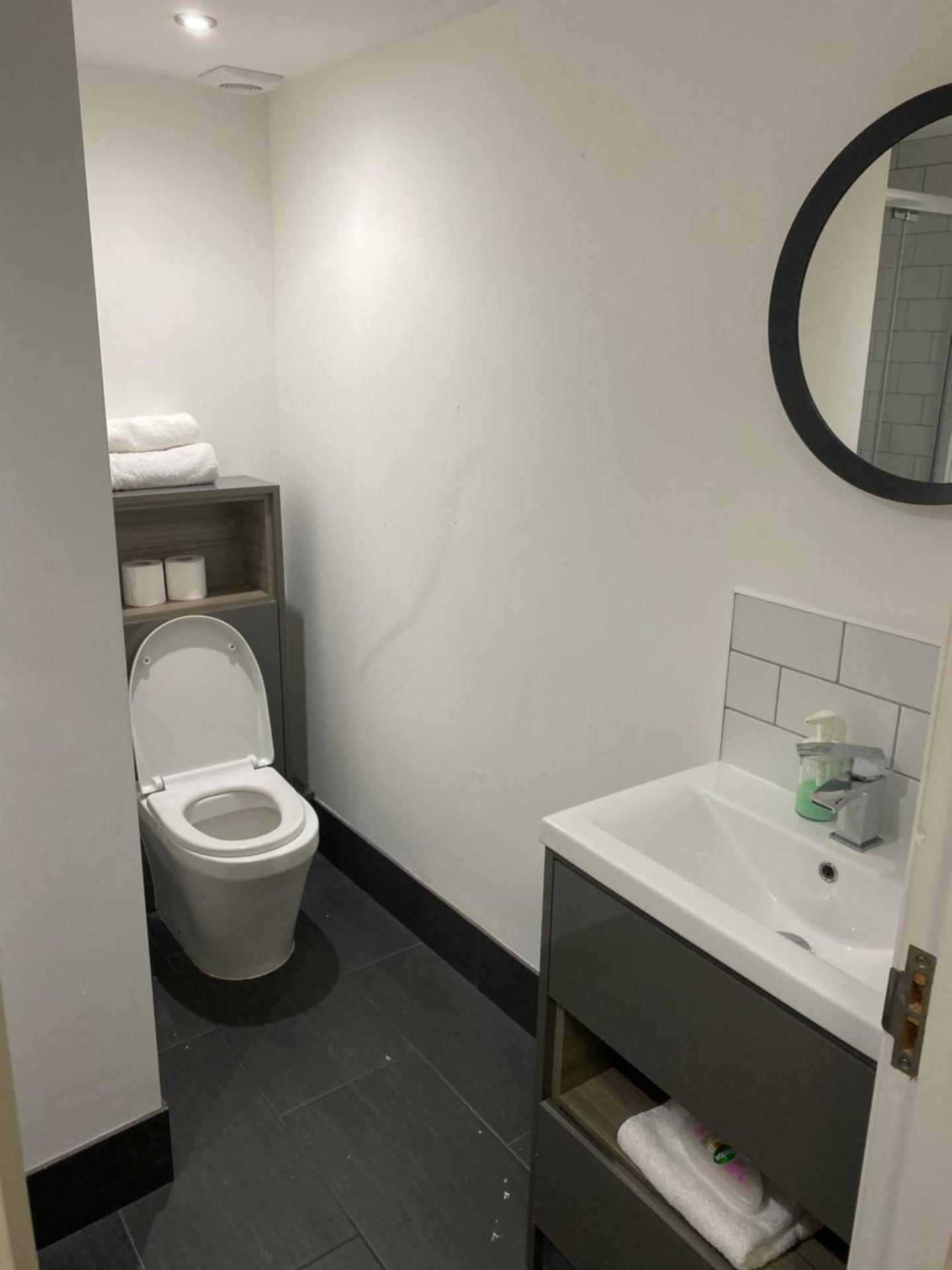 Double or Twin Room with Bathroom