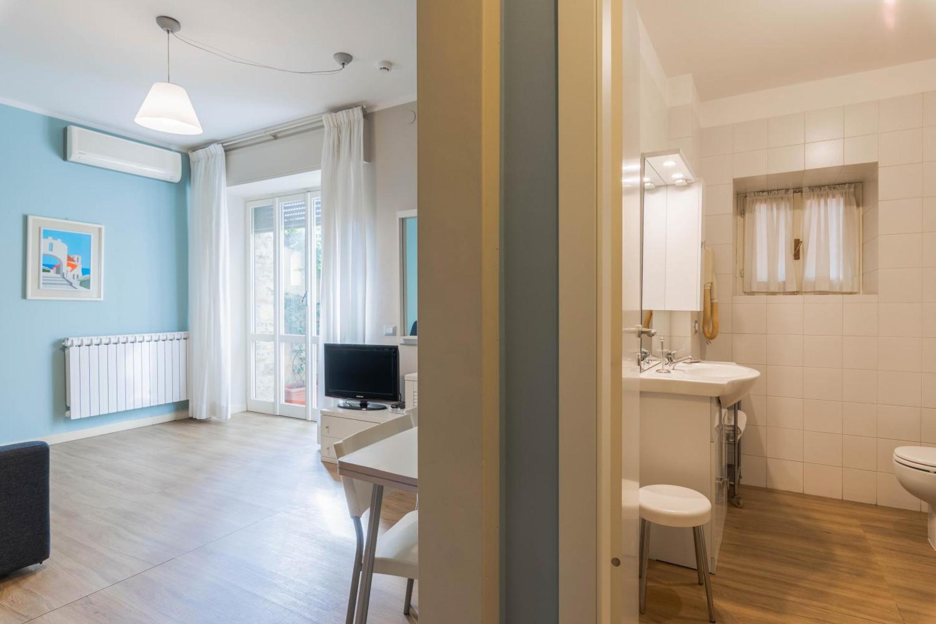 Studio with Partial Sea View