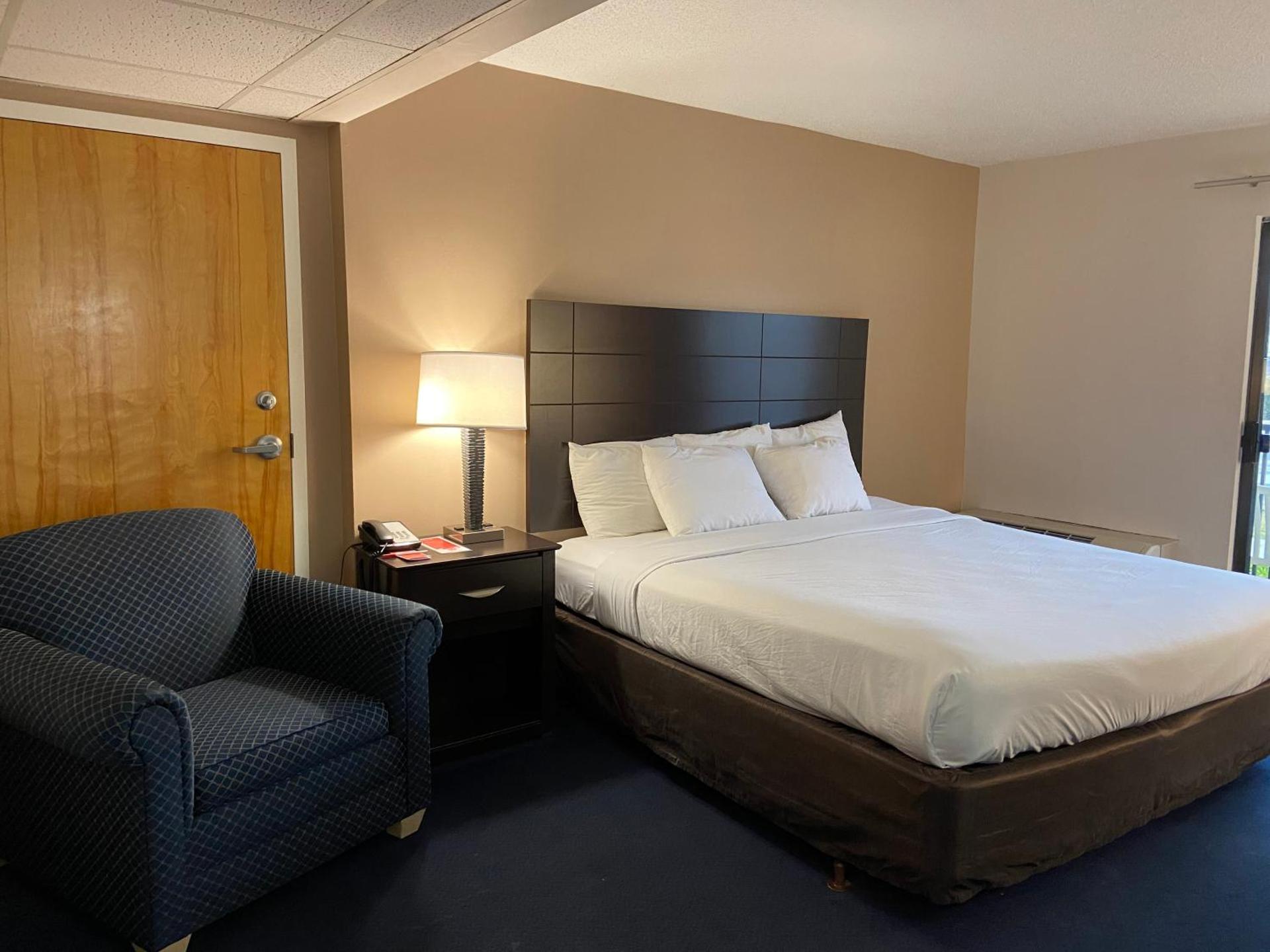 King Room - Accessible/Non-Smoking