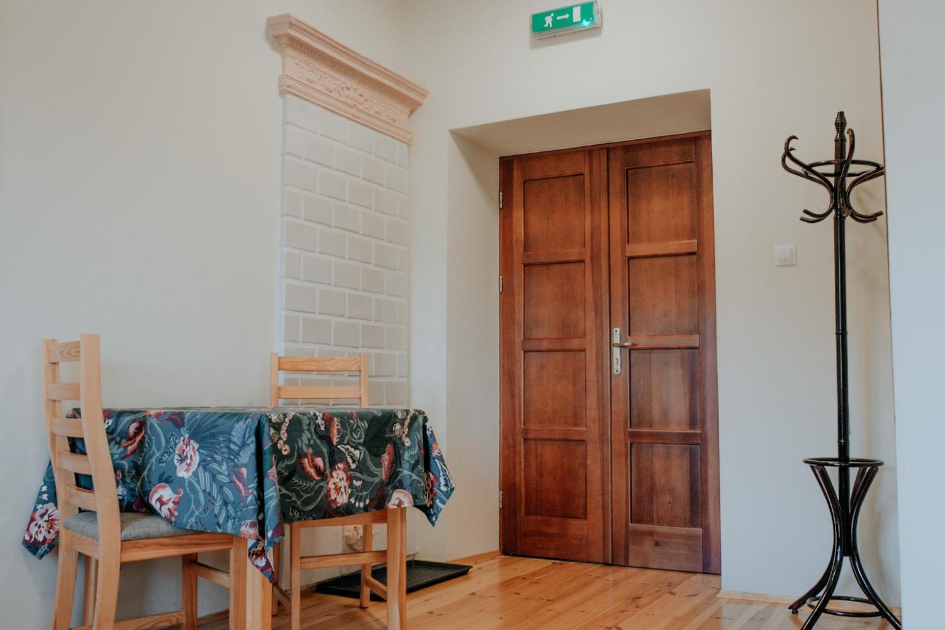 Zamkowa, Pokoje Gościnne