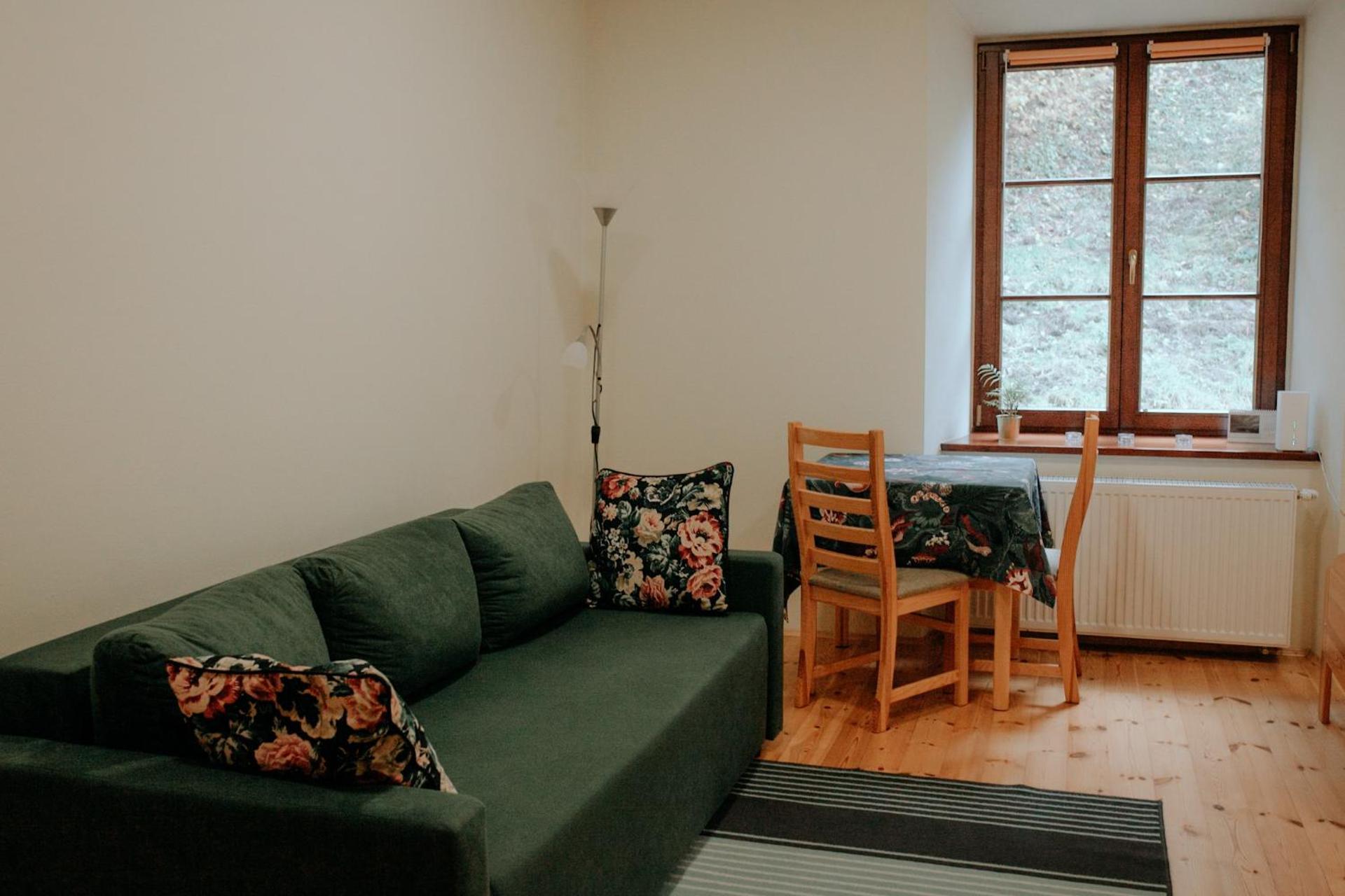 Zamkowa, Pokoje Gościnne