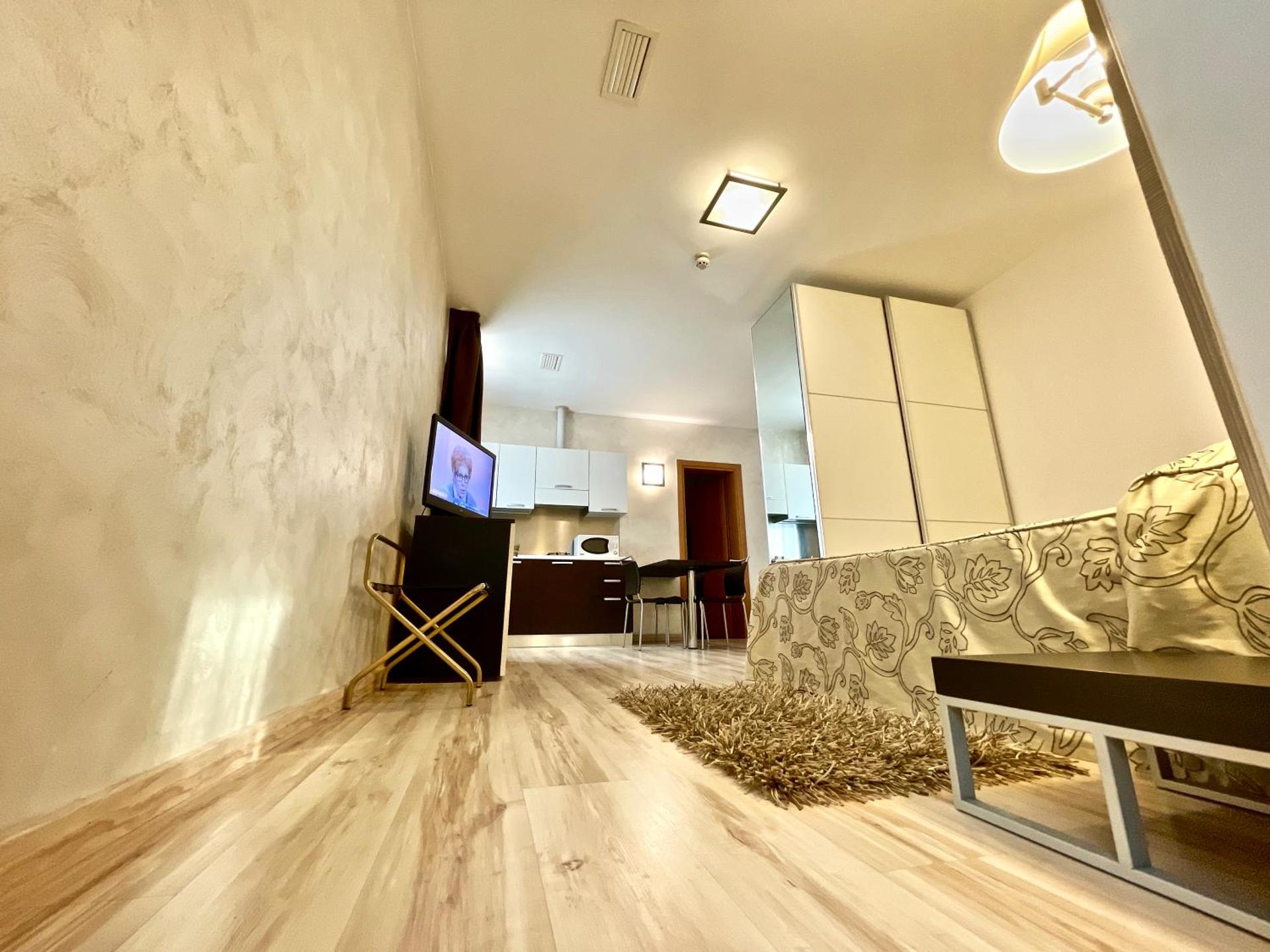 One-Bedroom Apartment