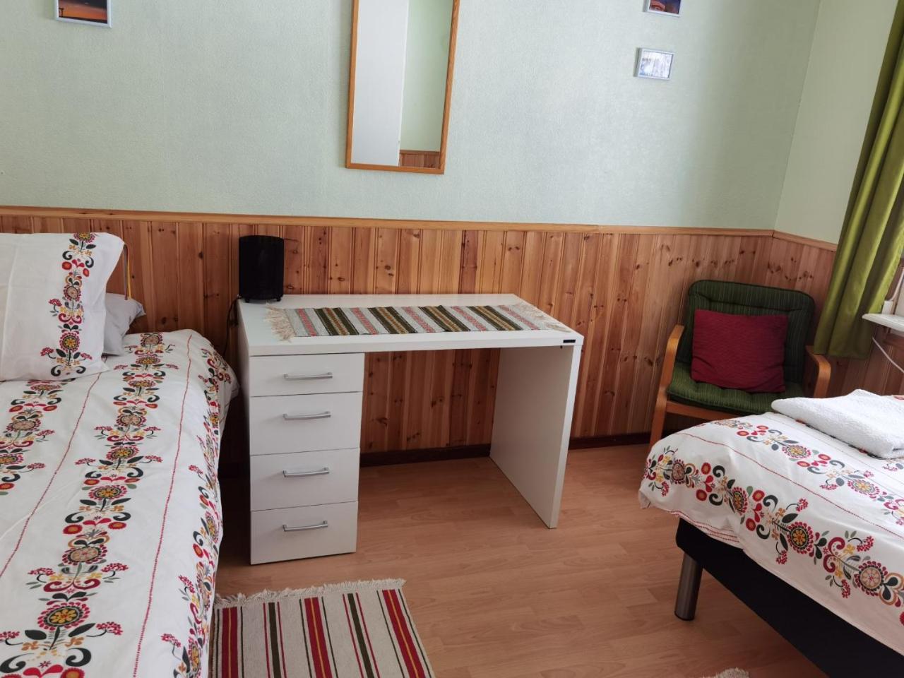 Arctic Colors Northern Lights Apartments