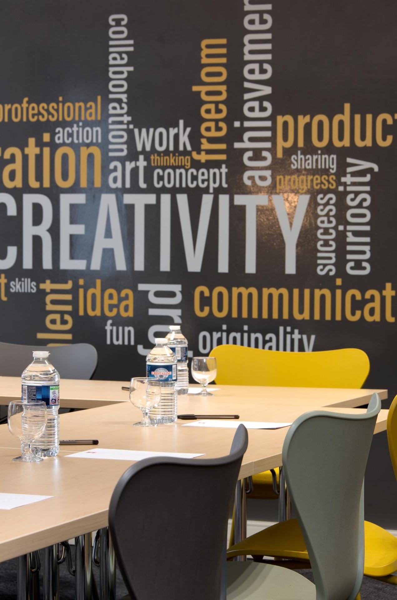 Meeting/conference room