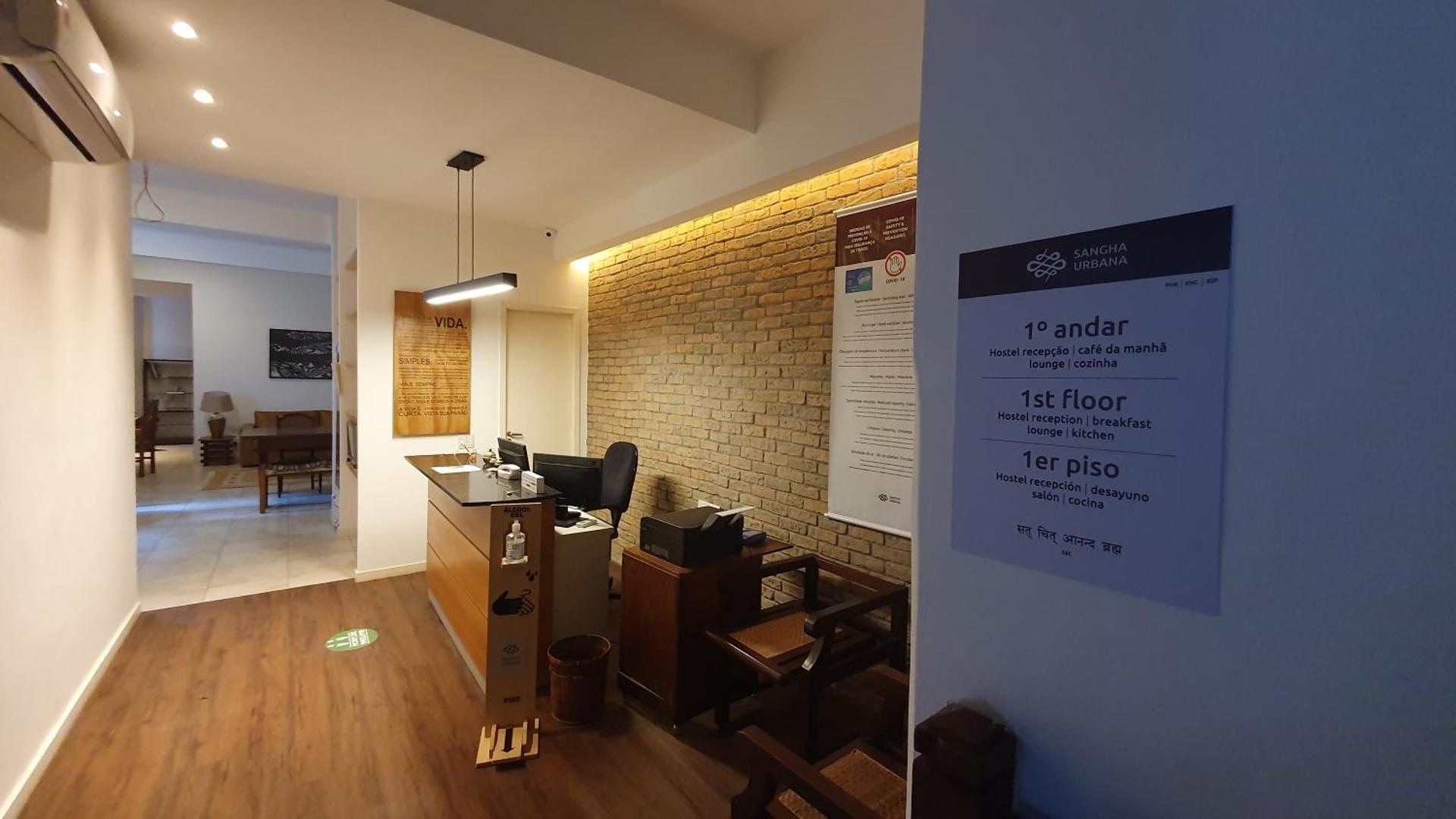 Sangha Urbana - hostel, yoga & meditação