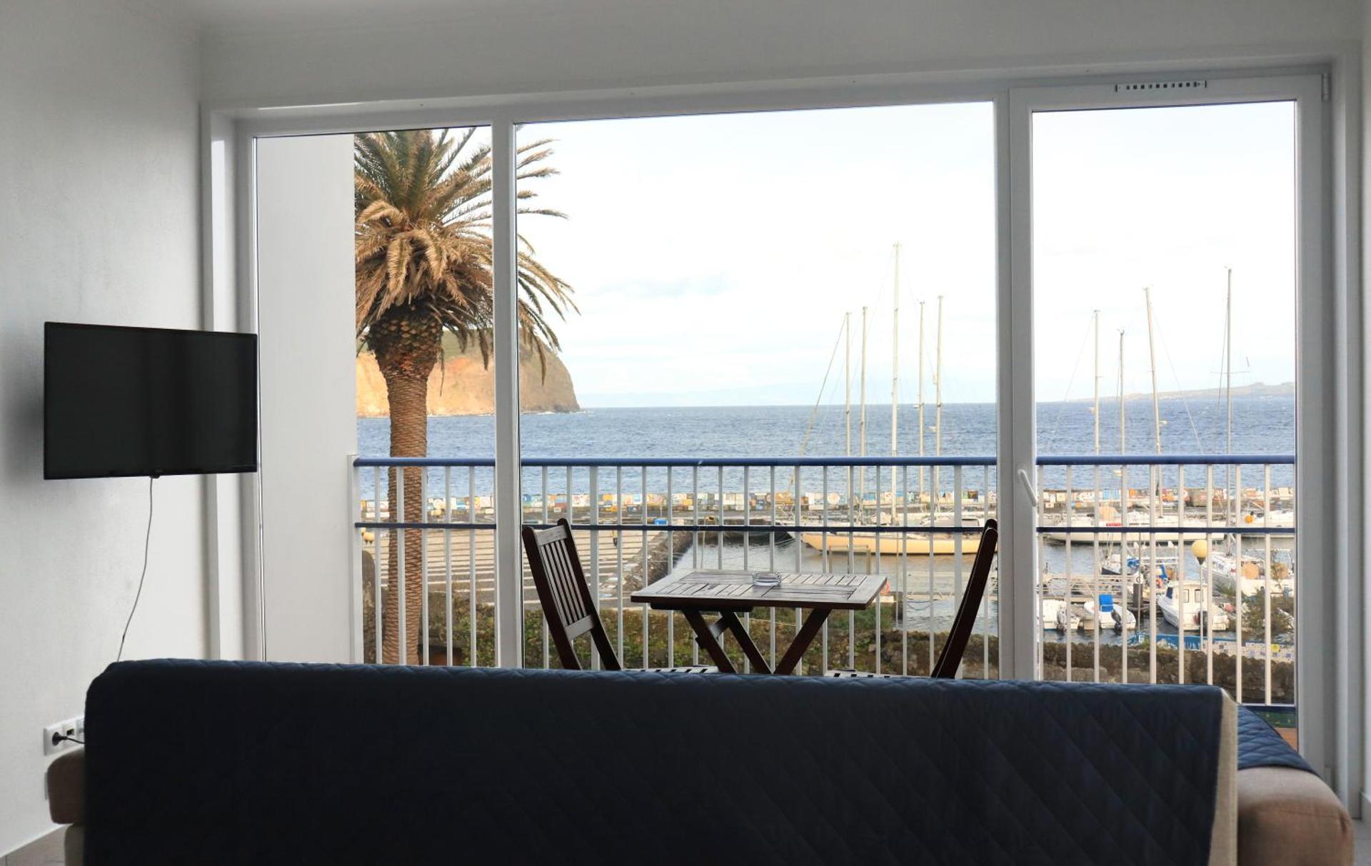 Faial Marina Apartments 2