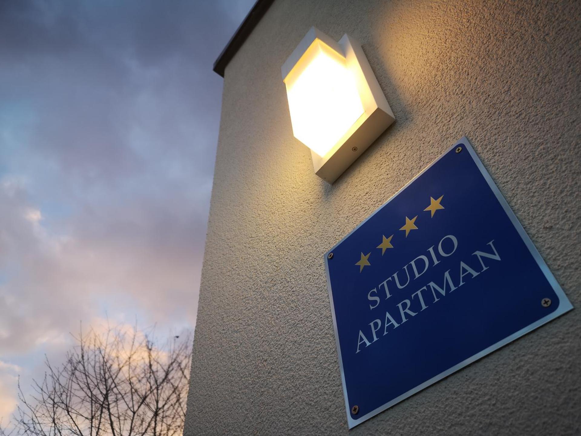 Logo/Certificate/Sign