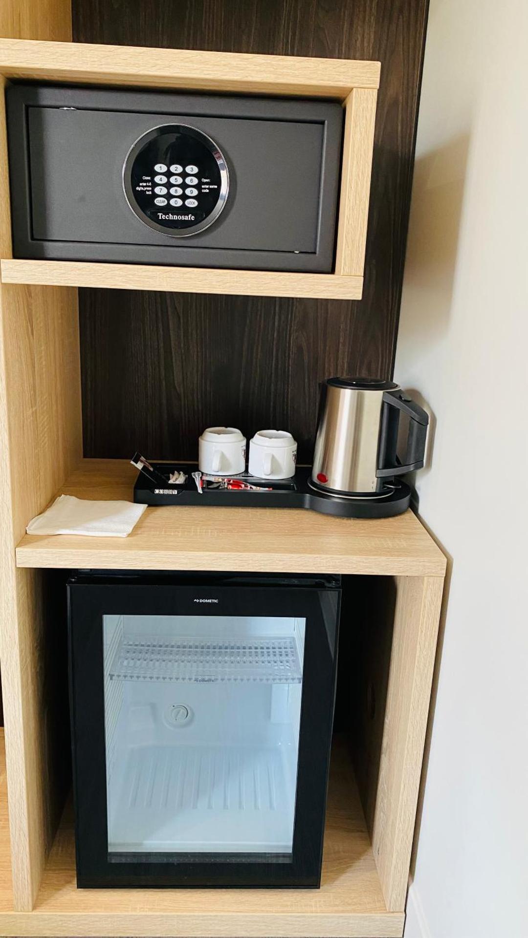 Coffee/tea facilities