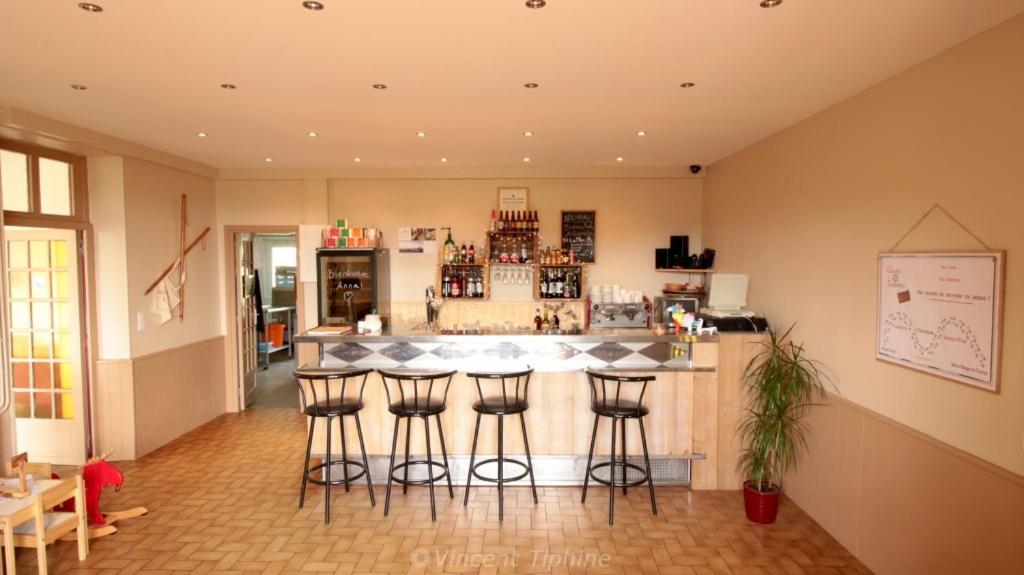 Entre Lacs et Volcans