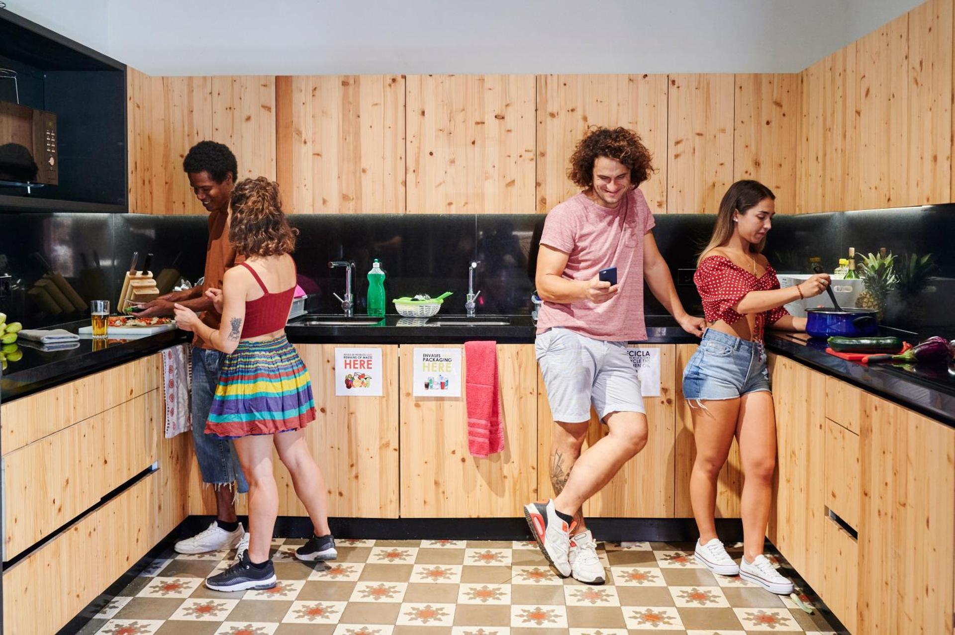 Kitchen or kitchenette