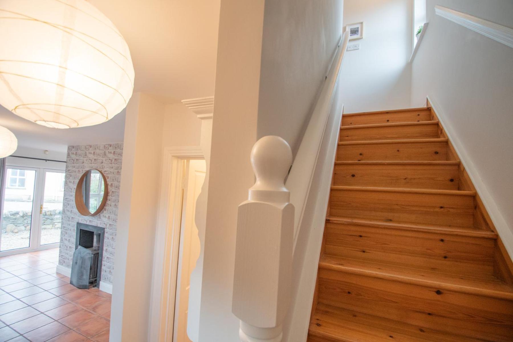 Beautiful coastal house at the Drowes Rivermouth