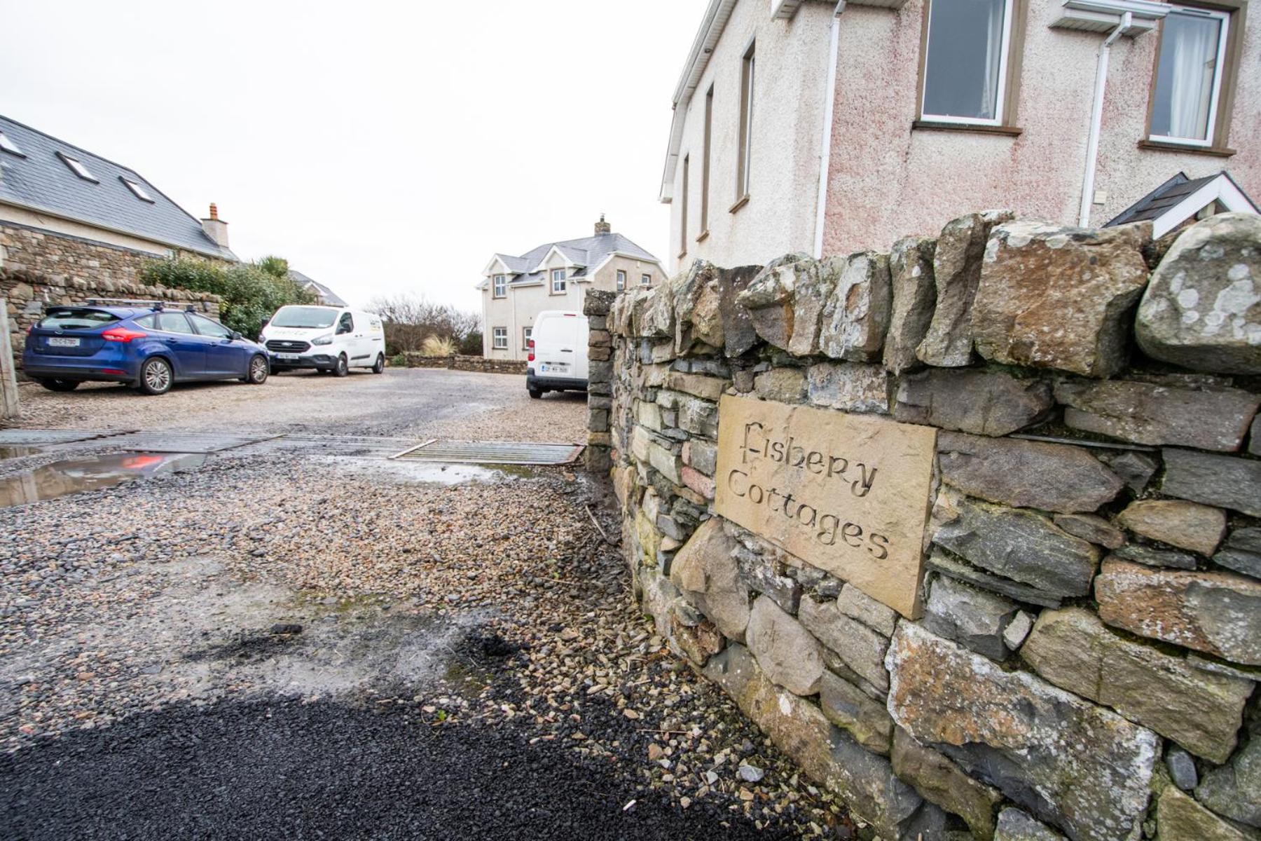 Beautiful coastal house at the Drowes Rivermouth