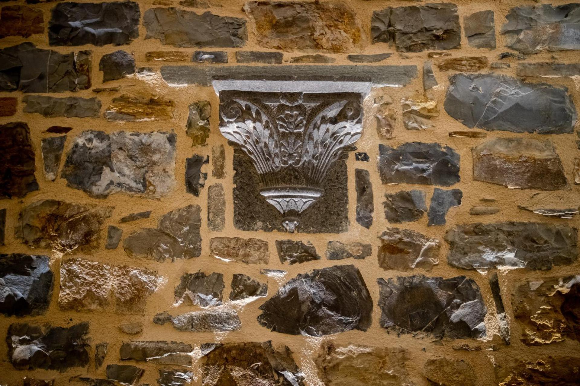 Logo/Certificate/Sign