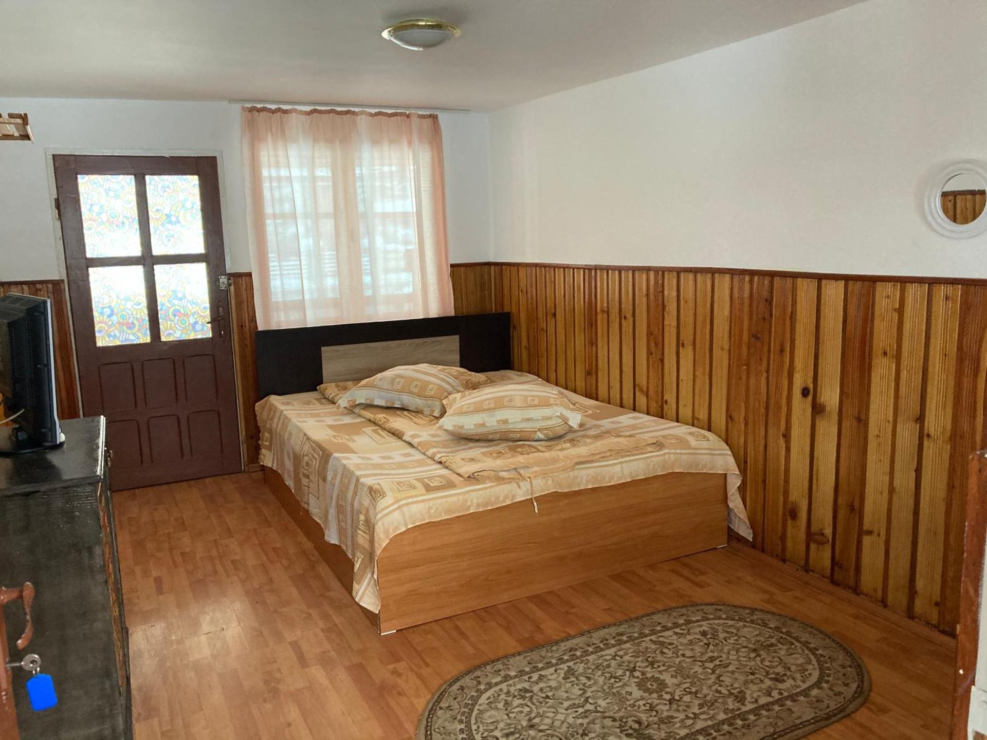 Queen Room with Balcony