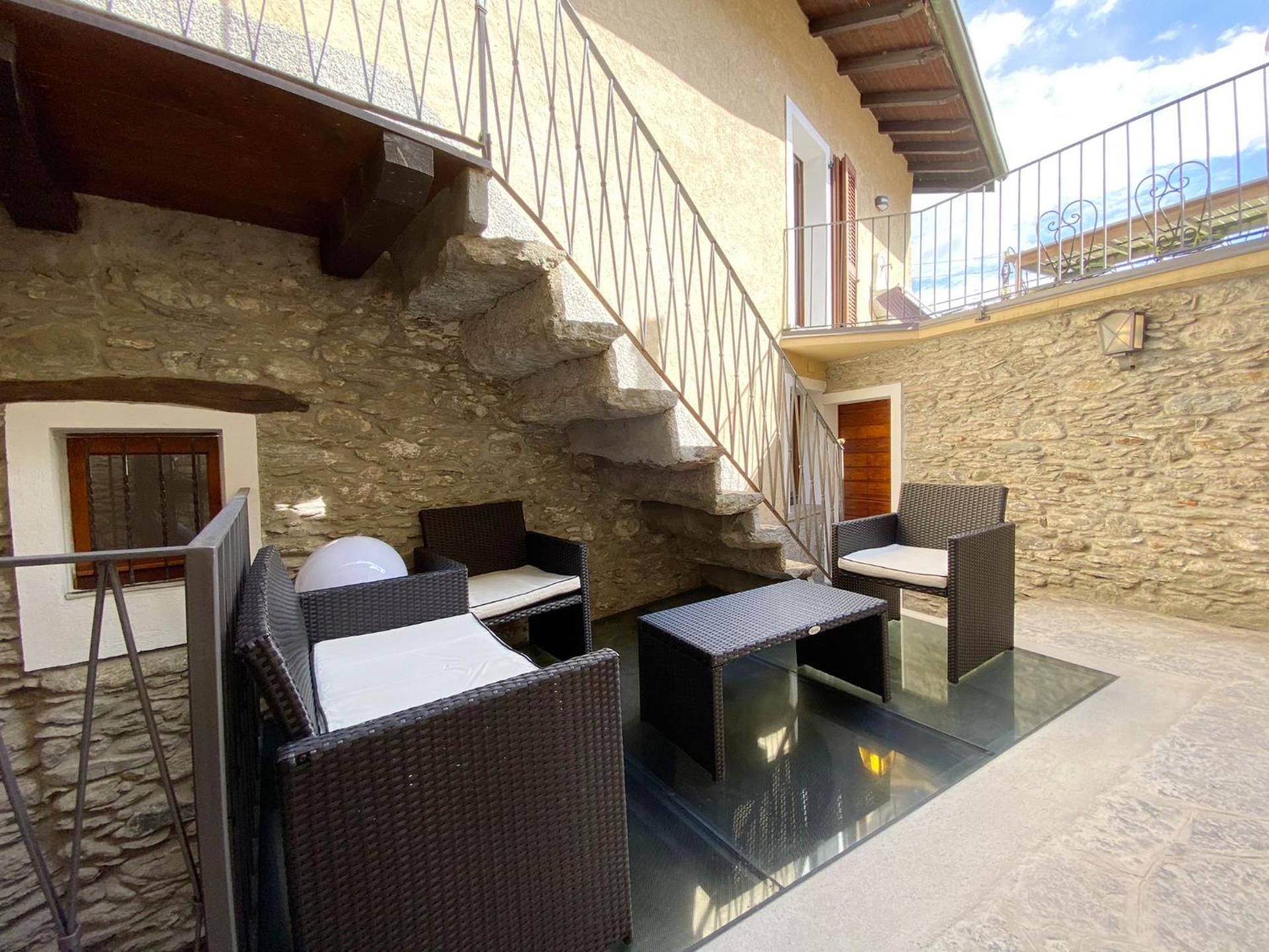 Inner courtyard view