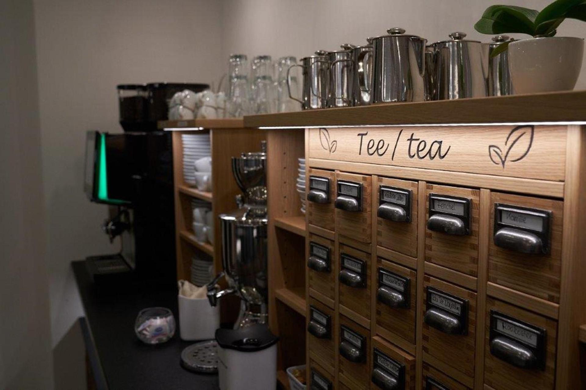 Coffee/tea facilities