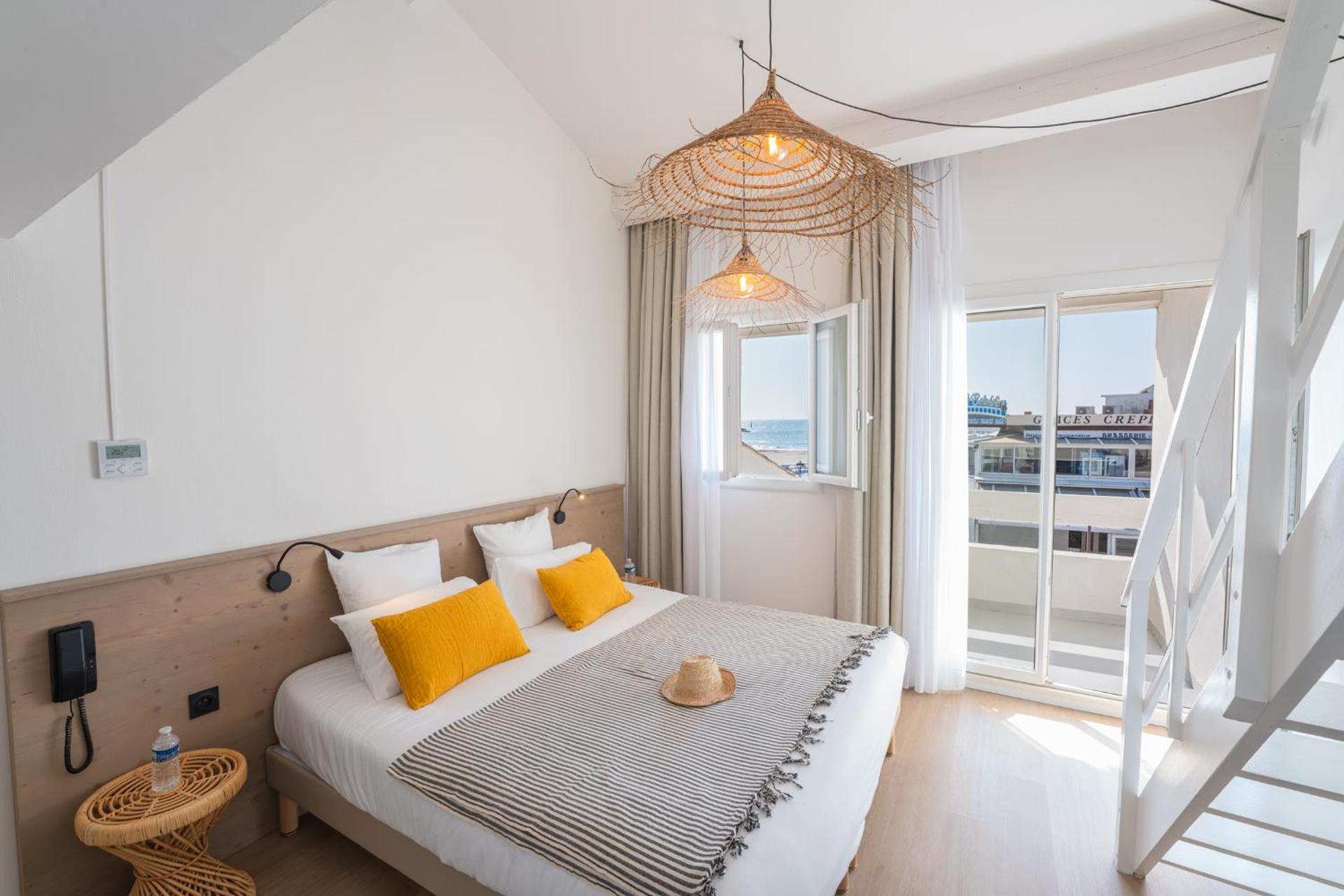 Family Room with Sea View