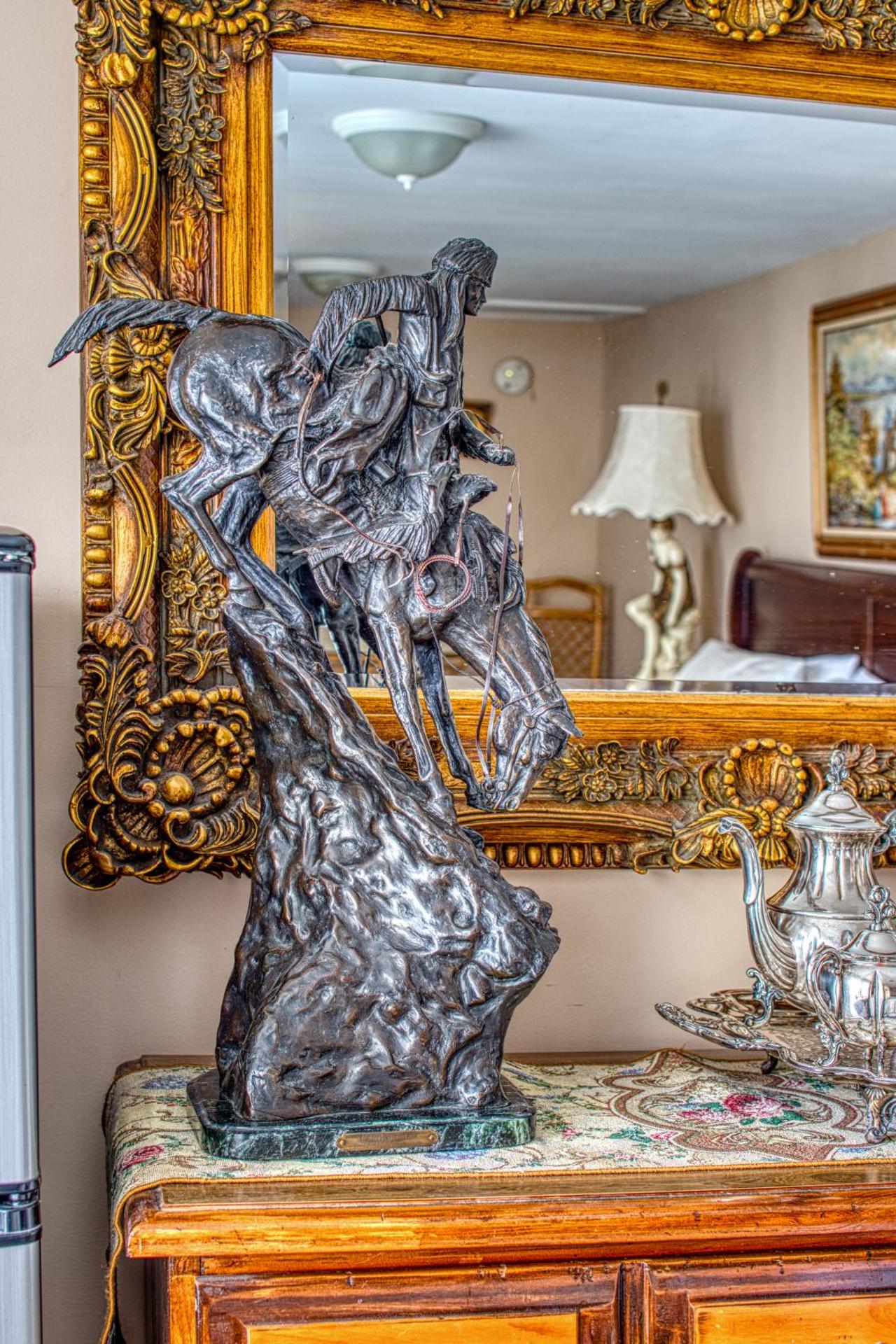 Mountain Treasure Bed and Breakfast