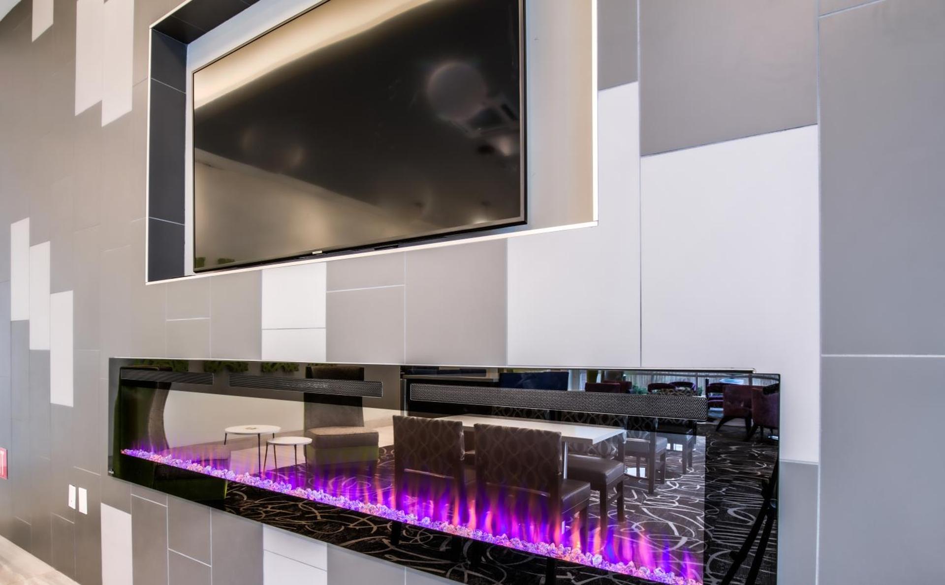 Communal lounge/ TV room