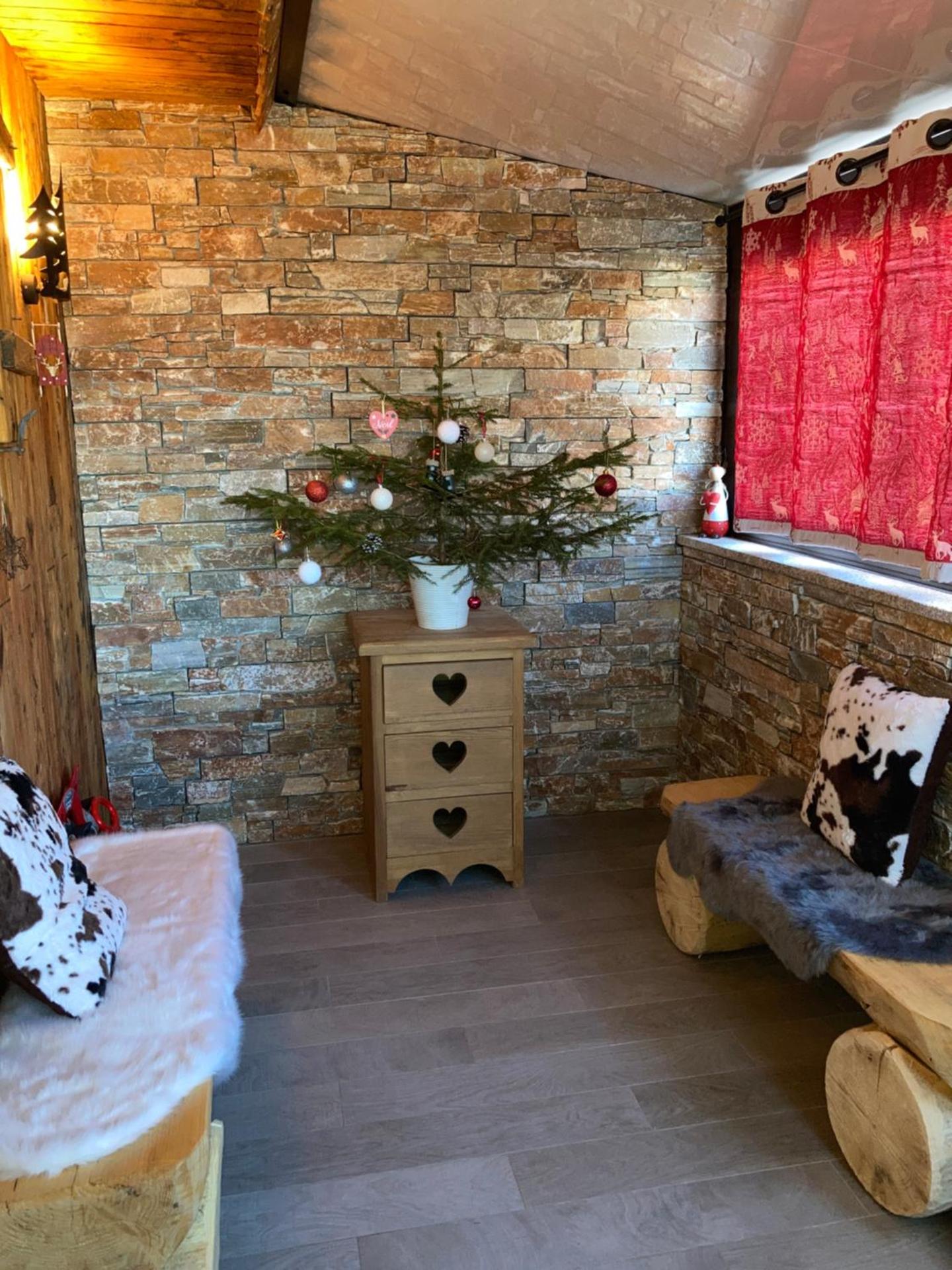 Chalet cosy rénové avec vue sur le lac