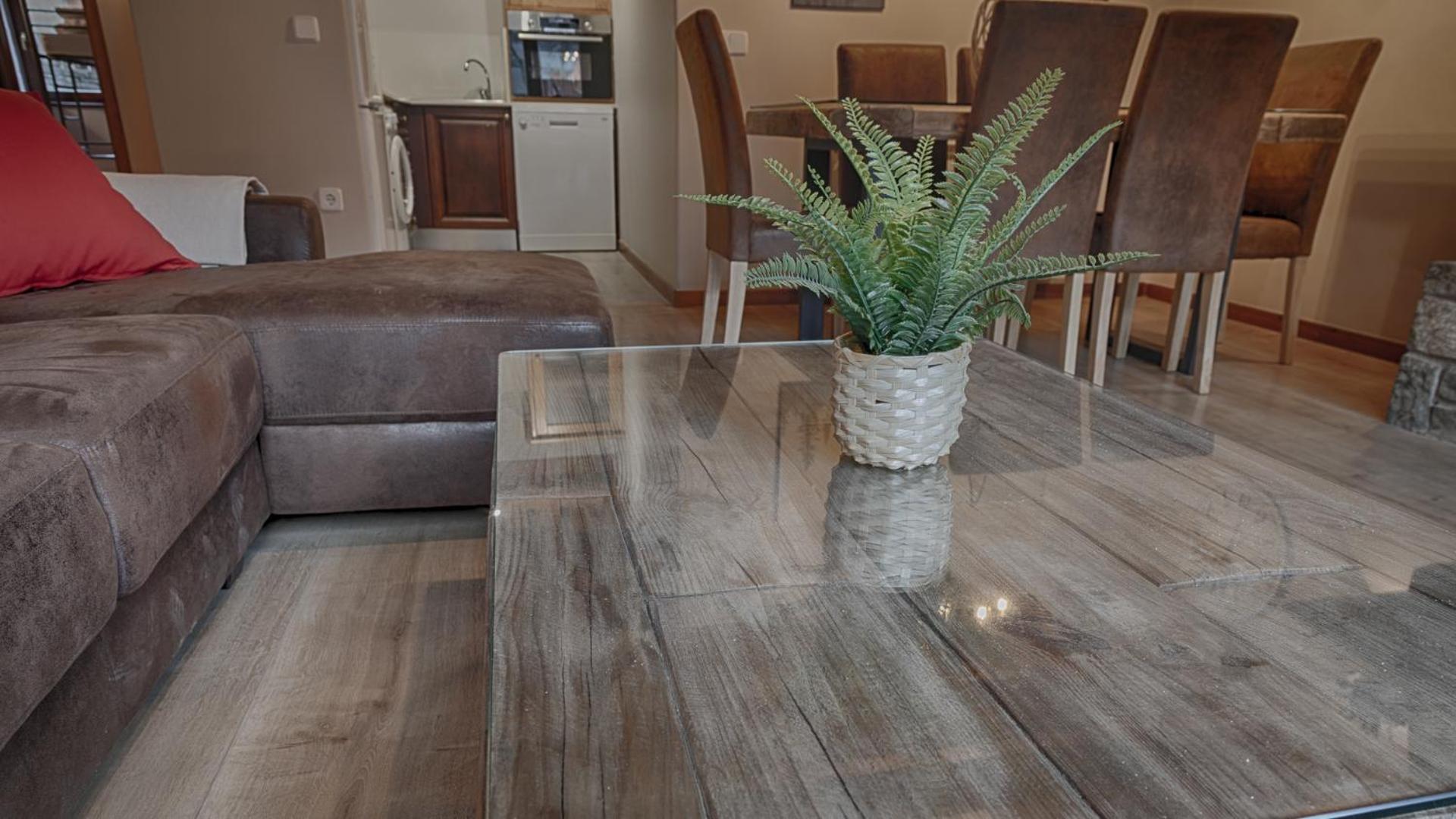 Saplan Real Estate PORTET