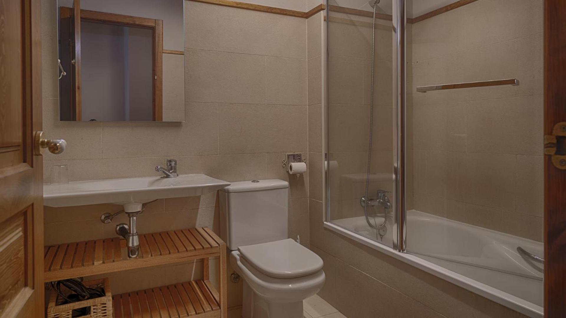 Saplan Real Estate PORTET