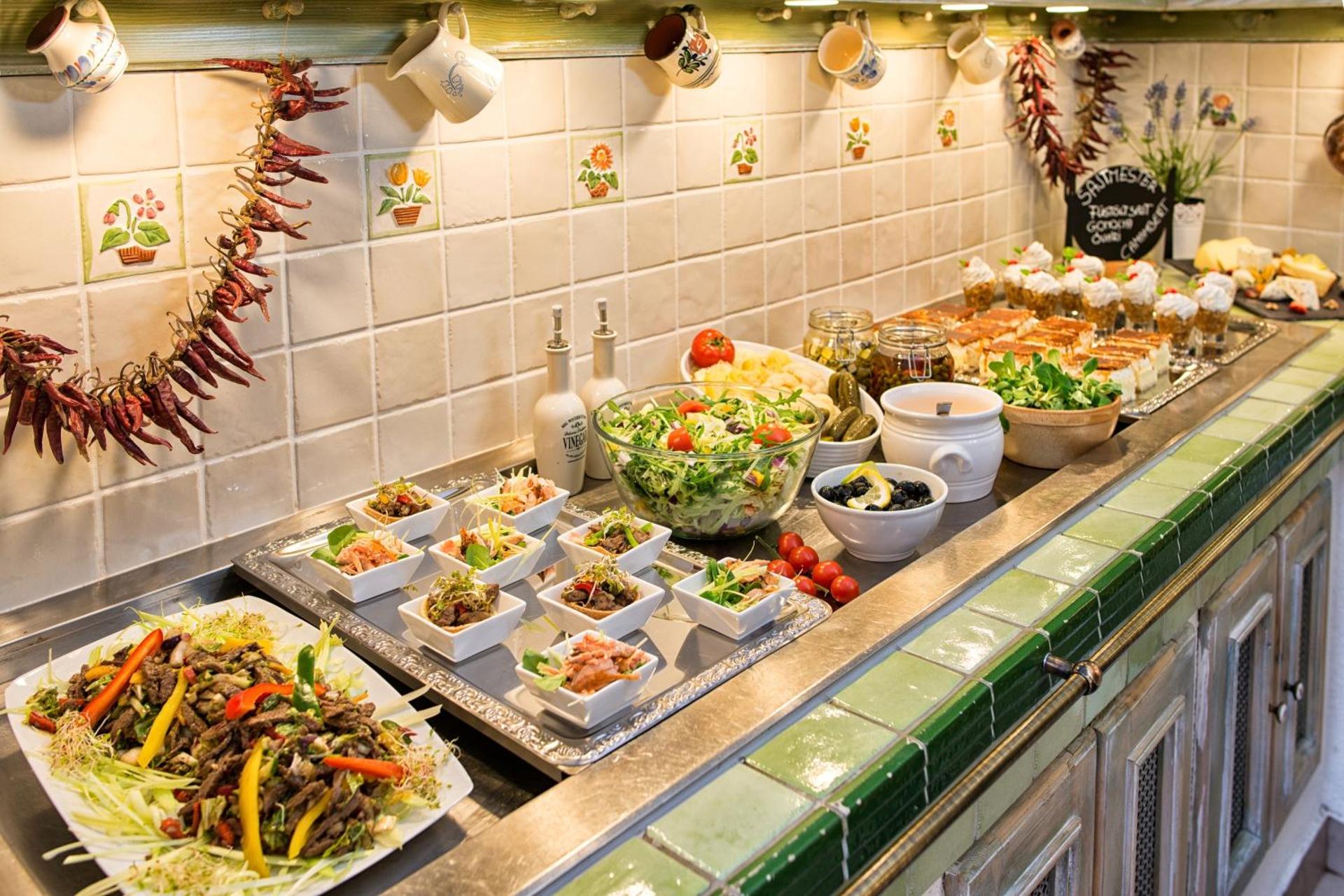 Restaurant/places to eat