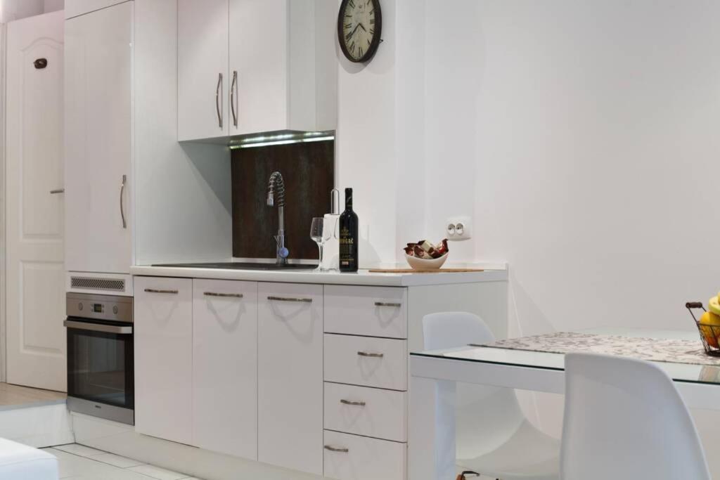 Joy4You Apt near Beach and Center